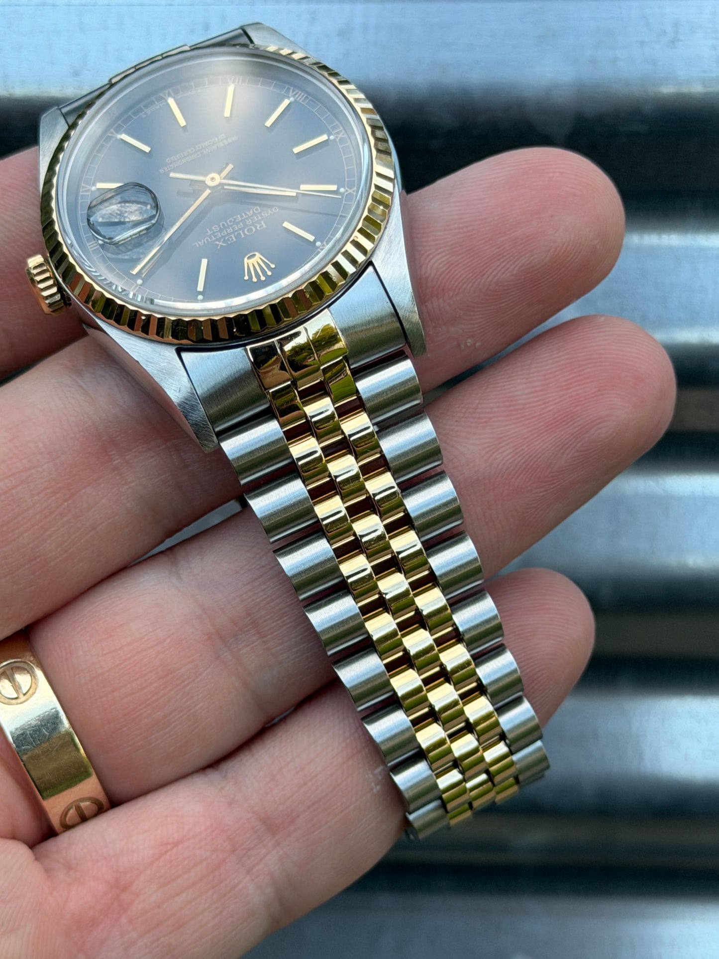 Rolex Datejust “Black Index Dial with Roman Numeral Track” 36mm Ref.16233 Box & Papers