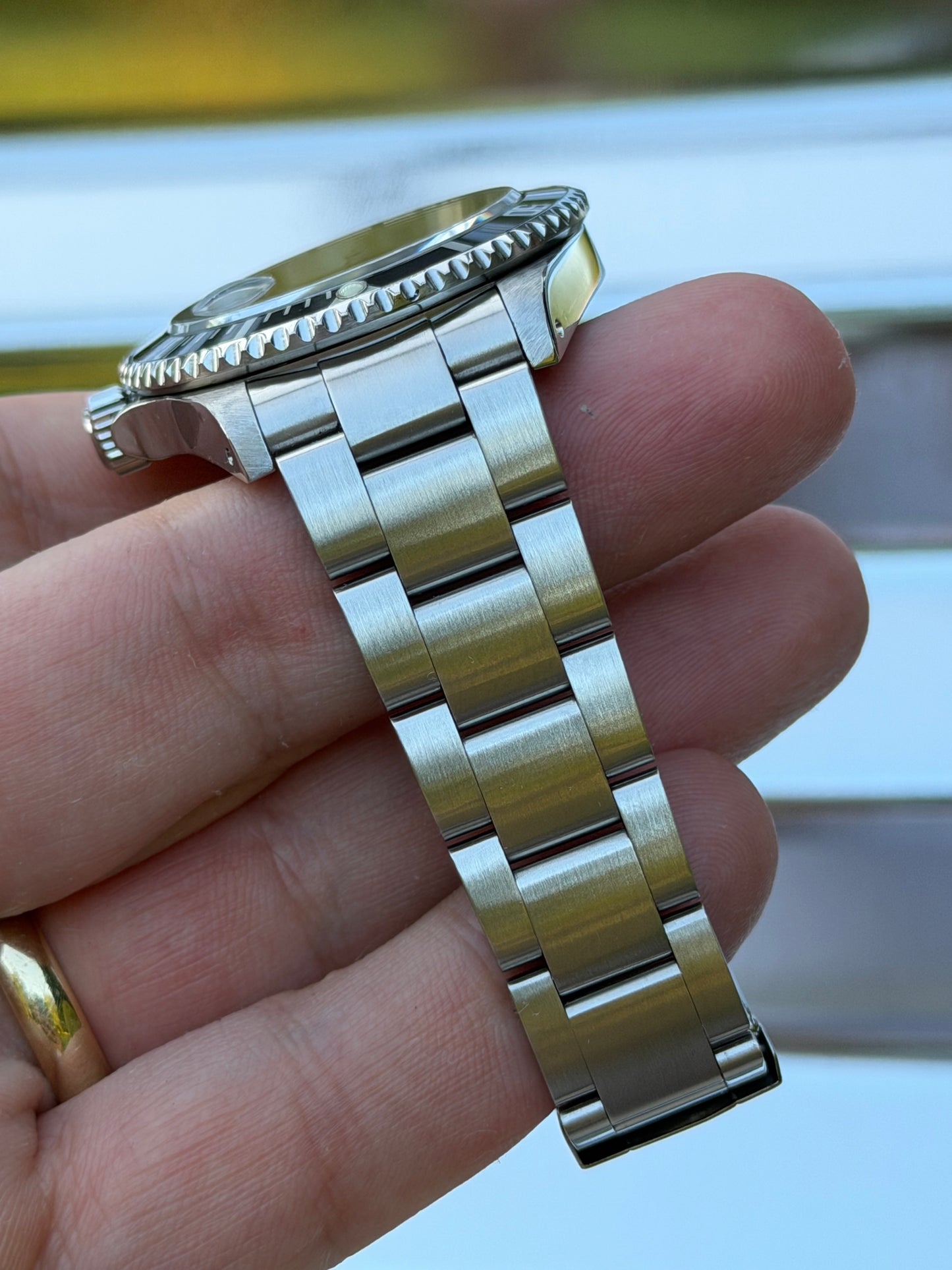 Rolex Submariner Date 40mm Ref.16610 Box & Papers
