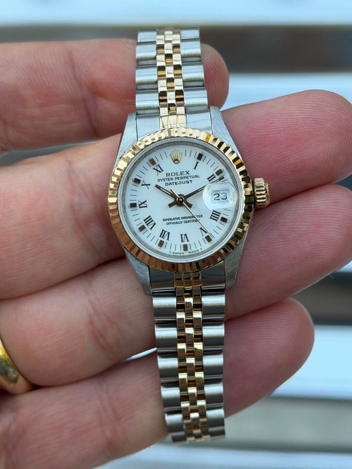 Rolex Ladies Datejust 26mm Ref.69173 Box & Papers
