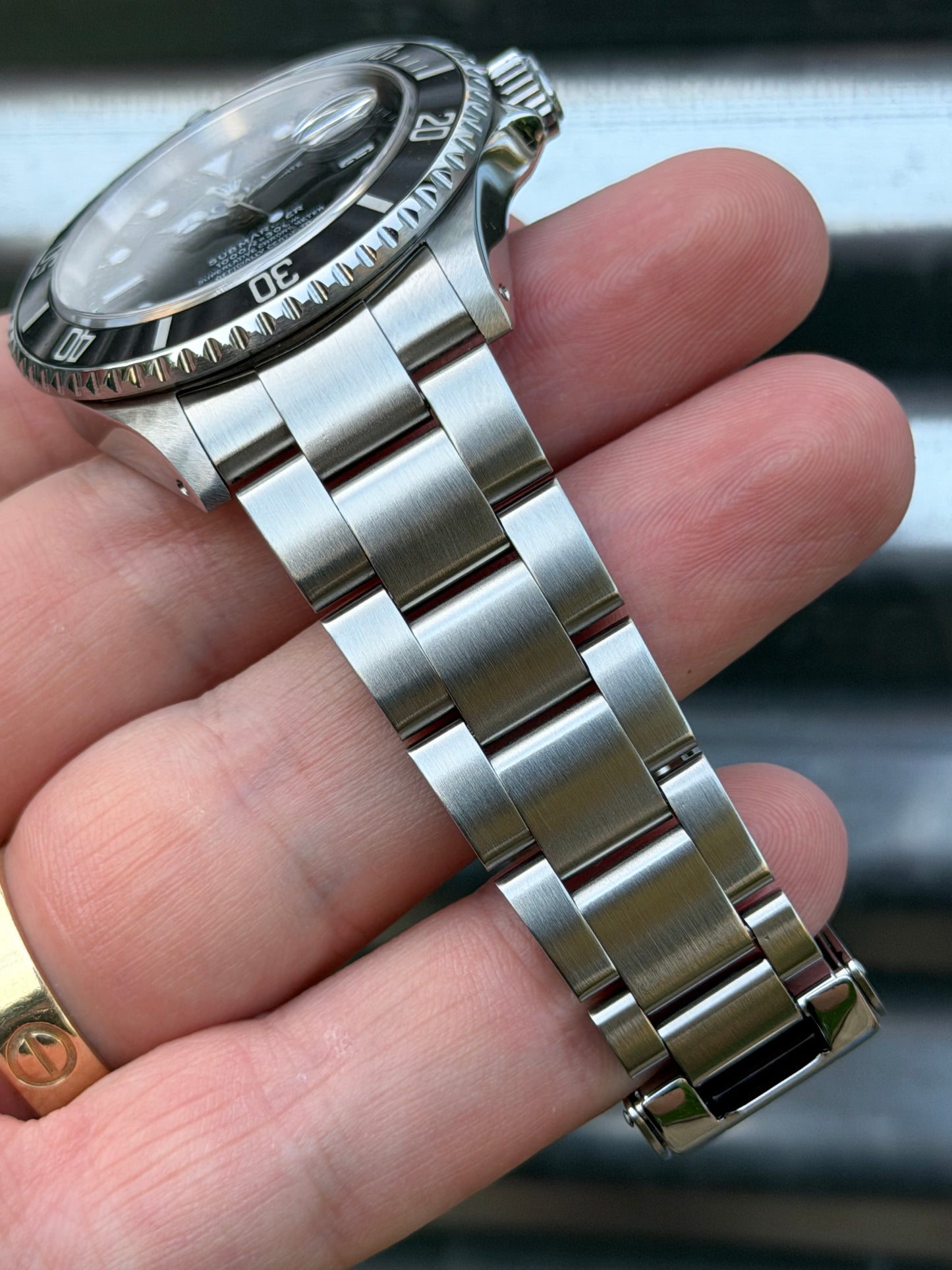 Rolex Submariner Date 40mm Ref.16610 Box & Papers