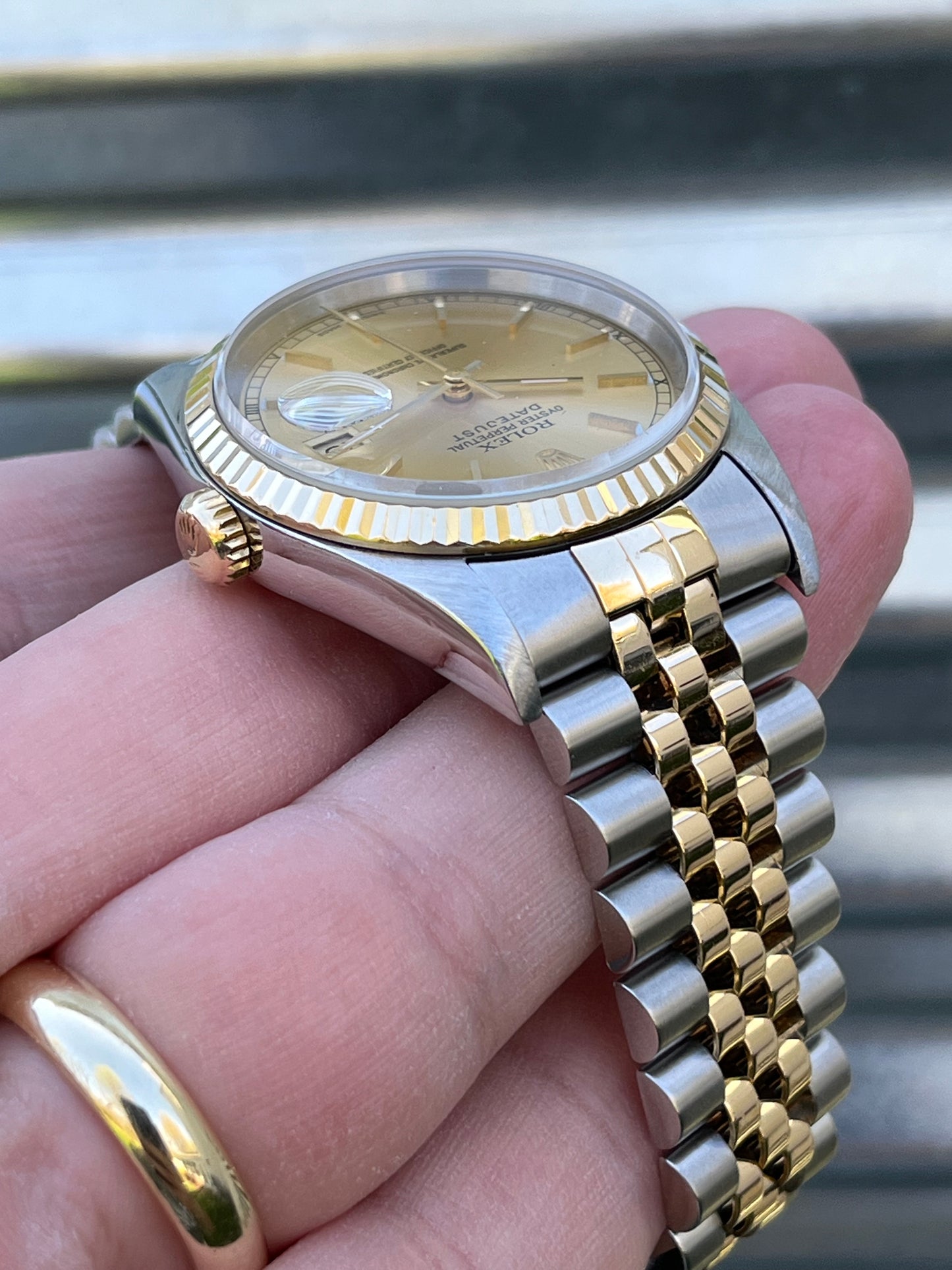 Rolex Datejust 36mm Champagne Dial w/Roman Numeral Track Ref.16233 Box & Papers