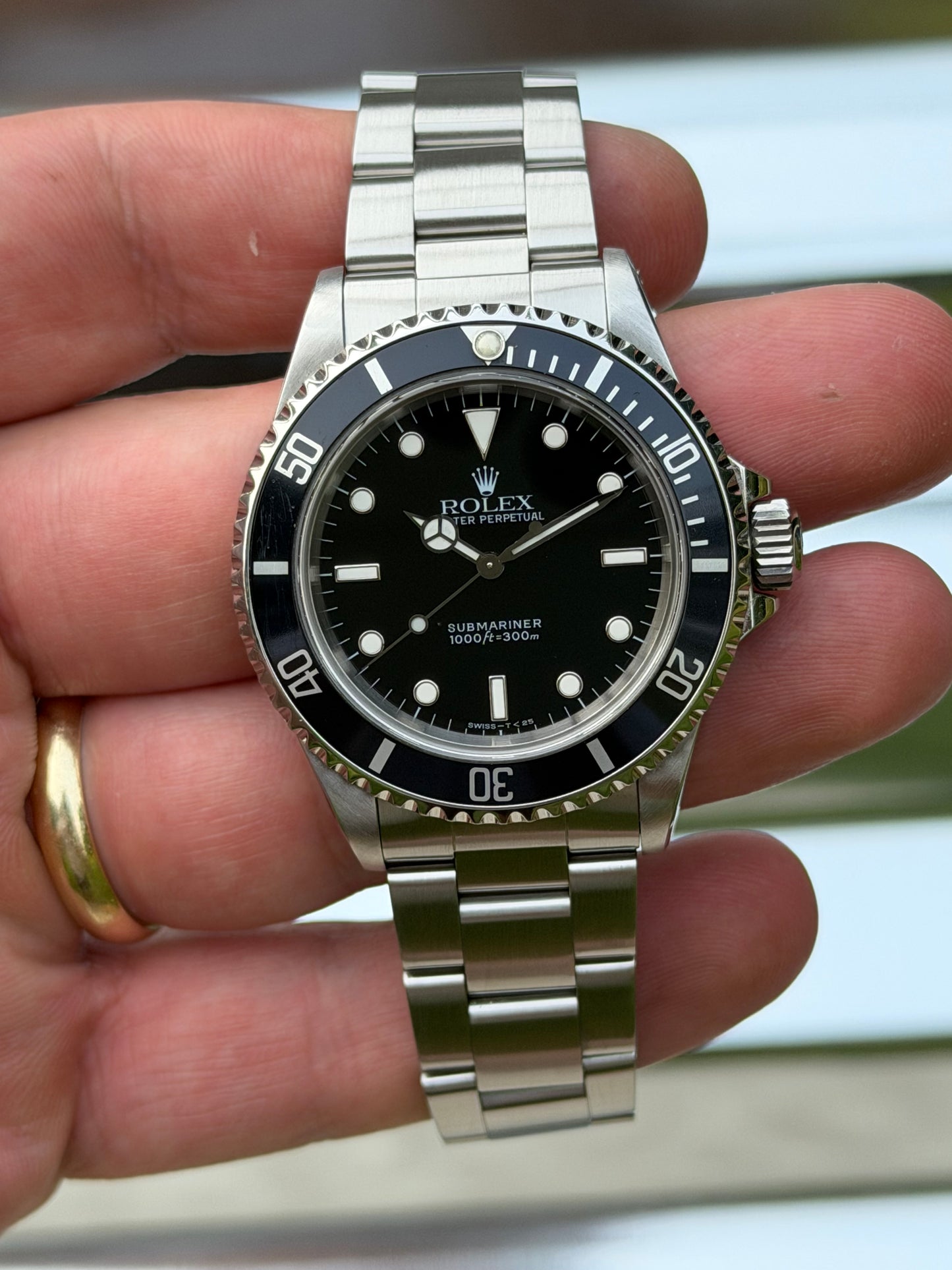 Rolex Submariner No Date 40mm Ref.14060 Box & Rolex Service Card Under Warranty
