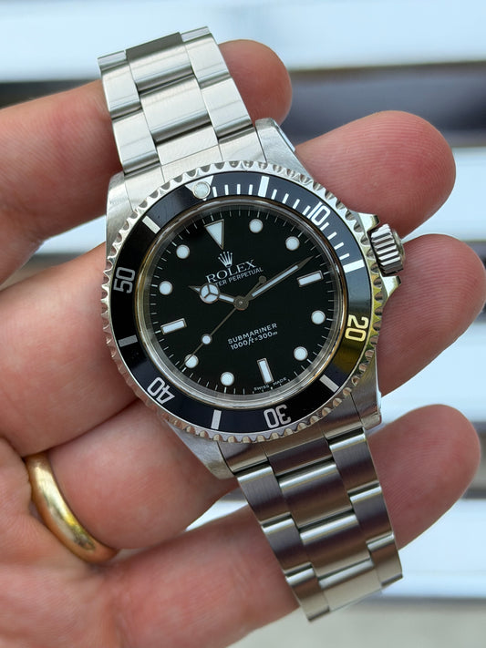 Rolex Submariner No Date 40mm Ref.14060M Box & Papers