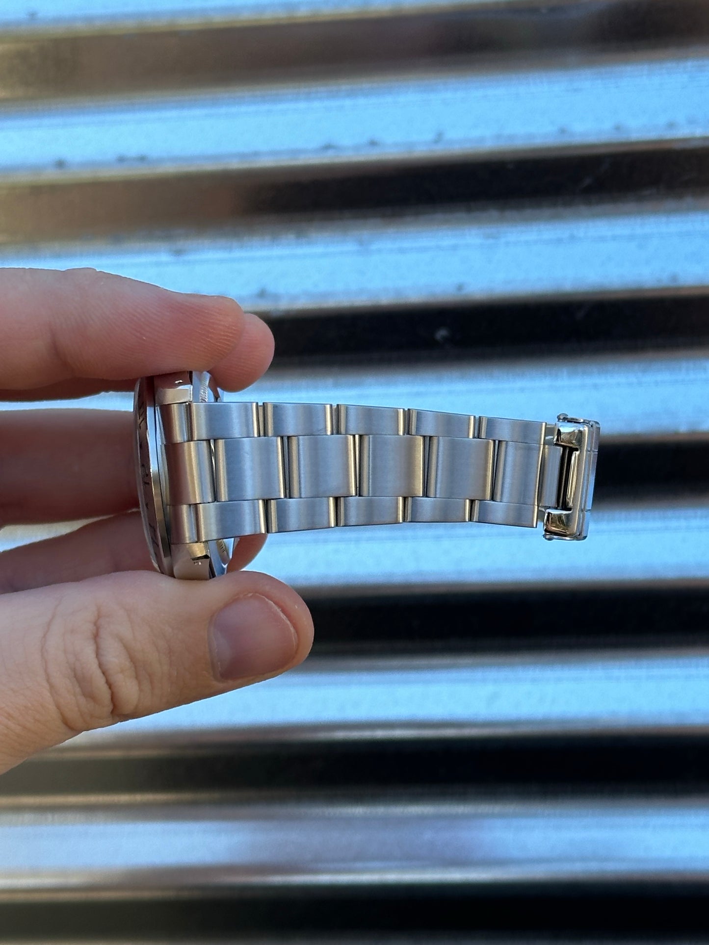 Rolex Explorer II “Polar” 40mm Ref.16570 Box & Papers