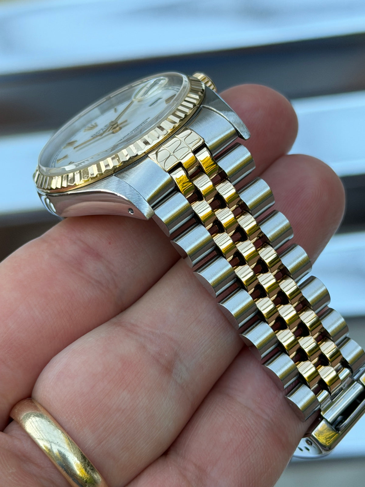Rolex Datejust “White Roman Numeral Dial” 36mm Ref.16233 Box & Papers