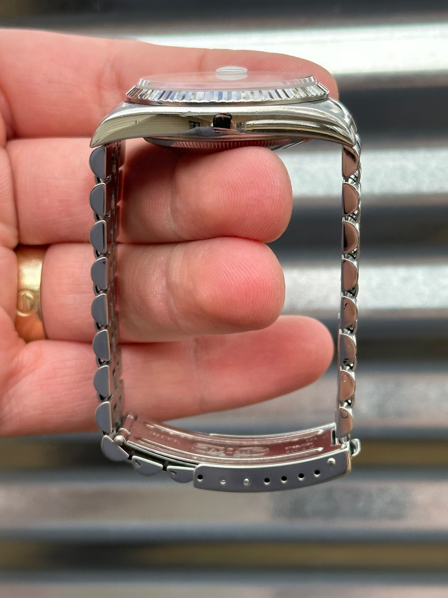 Rolex Datejust “Salmon Diamond Dial” 36mm Ref.16234 Box & Papers