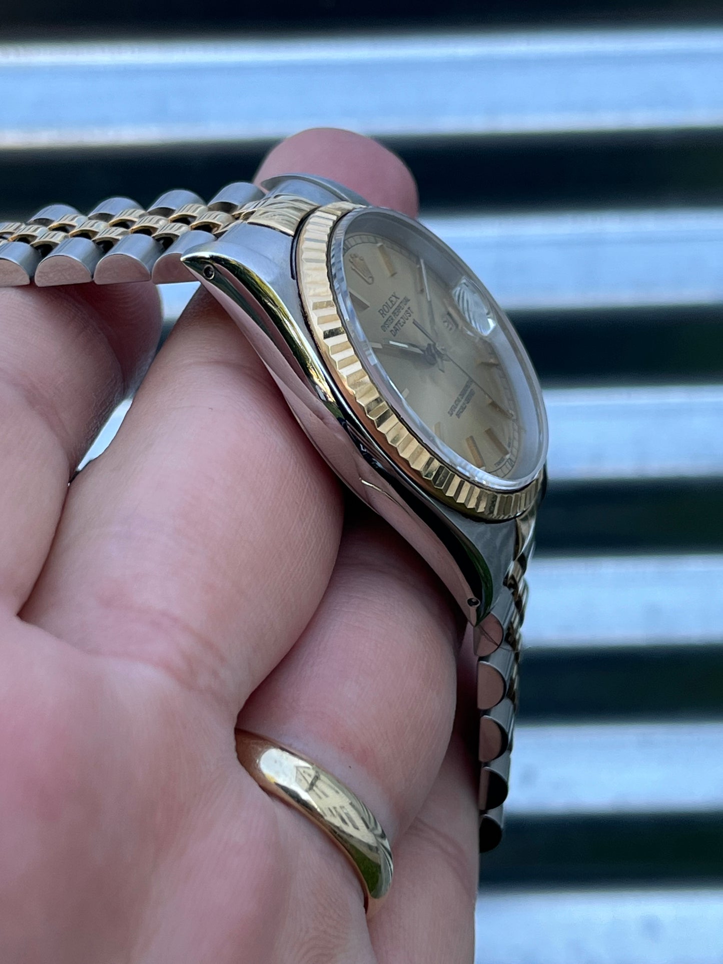 Rolex Datejust 36mm Ref.16233 Box & Papers “Champagne Dial”