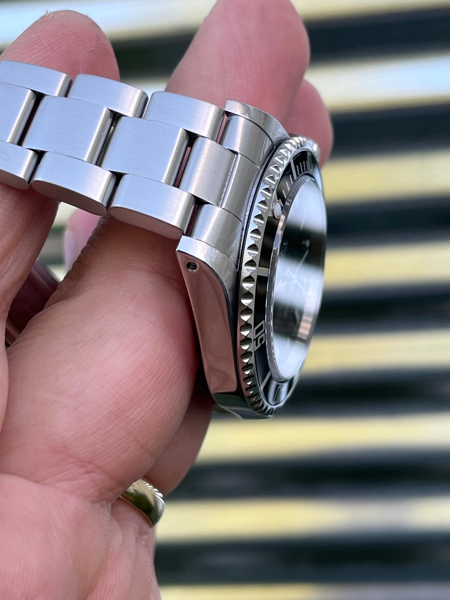 Rolex Submariner No Date 40mm Ref.14060M Box & Papers