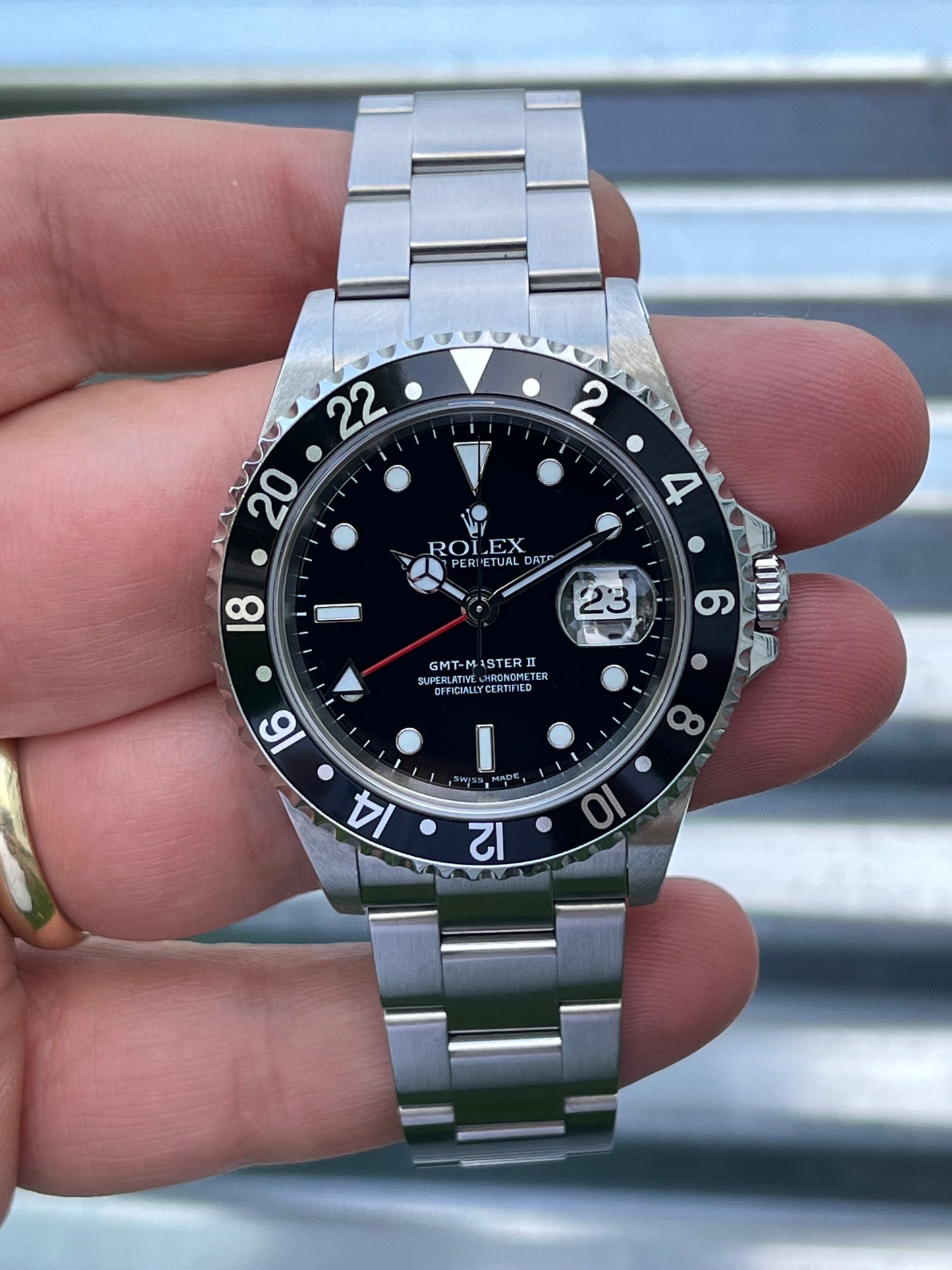 Rolex GMT Master II 40mm Ref.16710 Box & Papers
