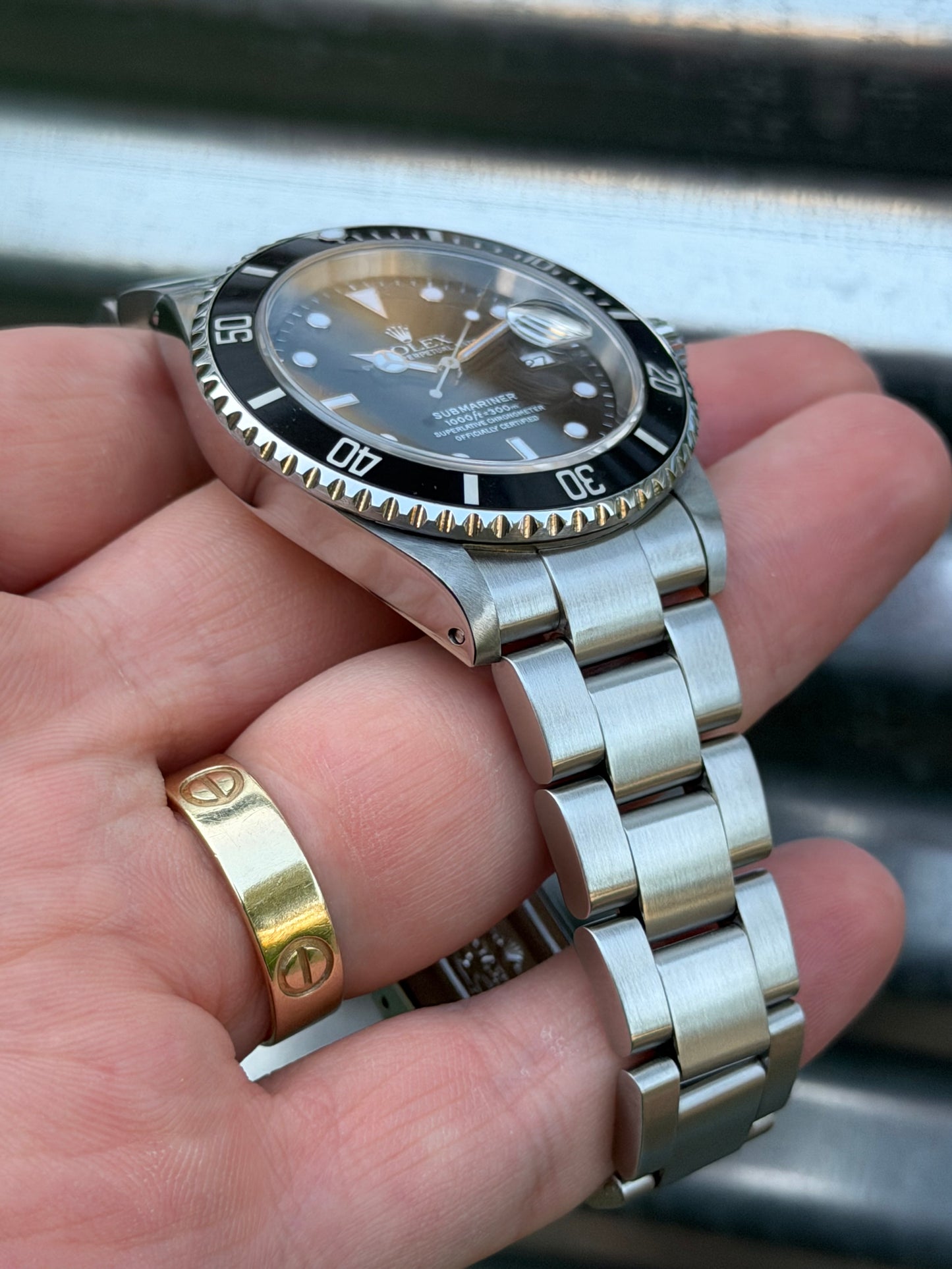 Rolex Submariner Date 40mm Ref.16610 Box & Papers