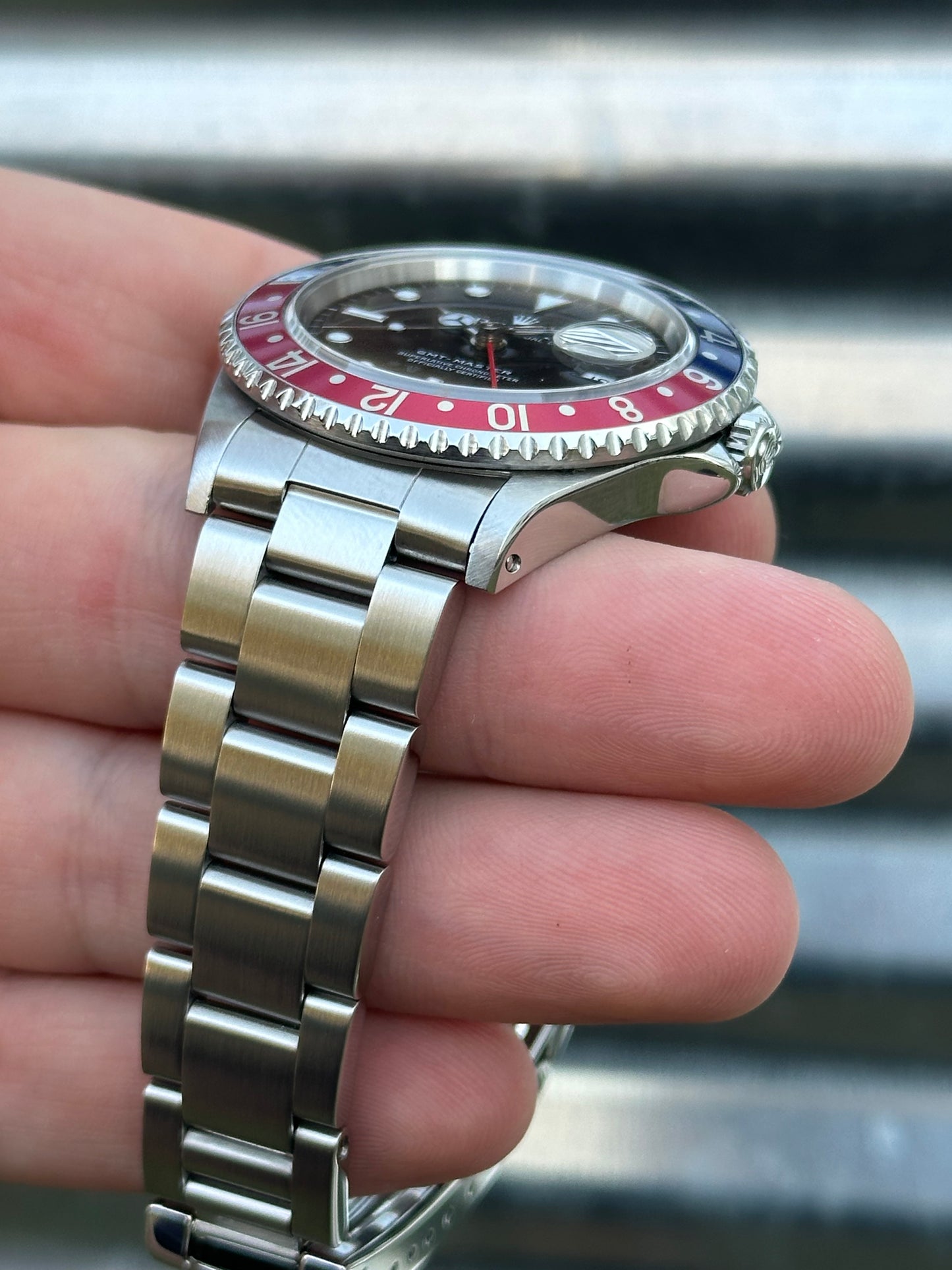 Rolex GMT Master Pepsi 40mm Ref.16700 Box & Papers