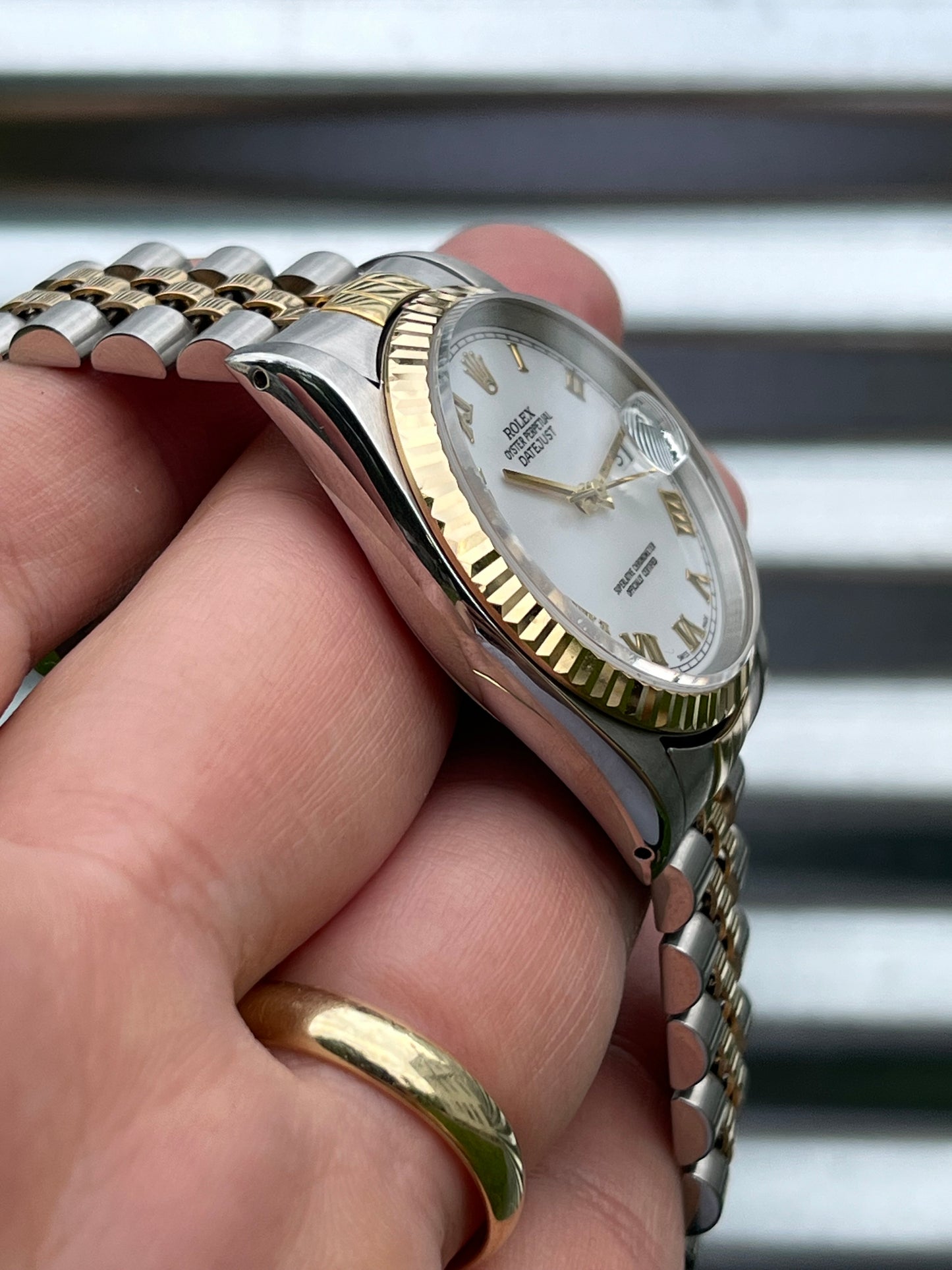 Rolex Datejust 36mm Ref.16233 Box & Papers White Roman Dial