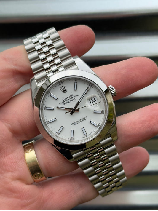 Rolex Datejust “White Index Dial” 41mm Ref.126300 Box & Card