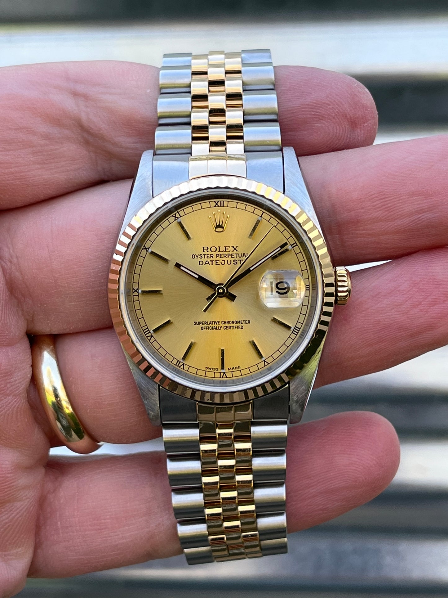 Rolex Datejust 36mm Champagne Dial w/Roman Numeral Track Ref.16233 Box & Papers