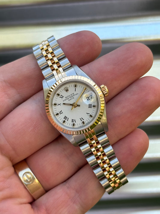Rolex Ladies Datejust 26mm Ref.69173 Box & Papers