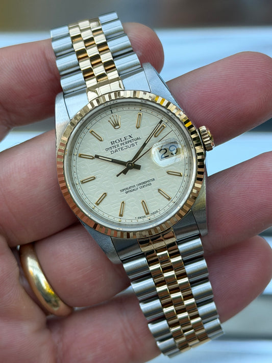Rolex Datejust Anniversary Dial 36mm Ref.16133 Box & Papers