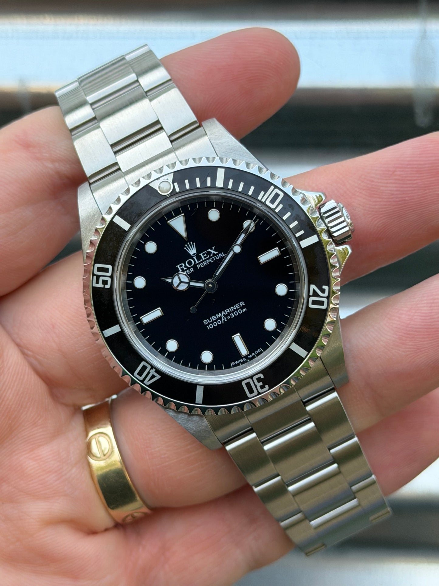 Rolex Submariner No Date 40mm Ref.14060M Box & Papers