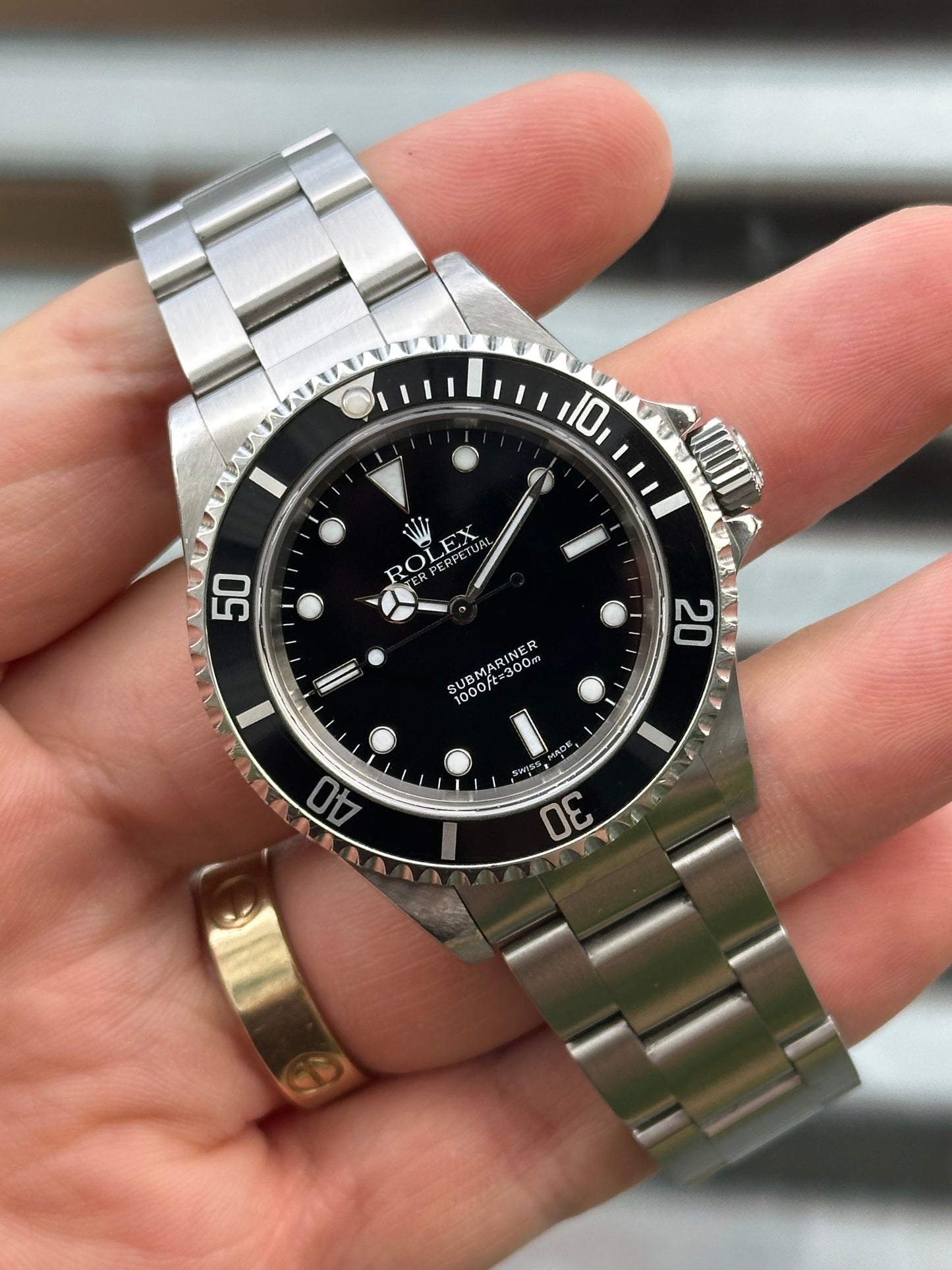 Rolex Submariner No Date 40mm Ref.14060M Box & Papers