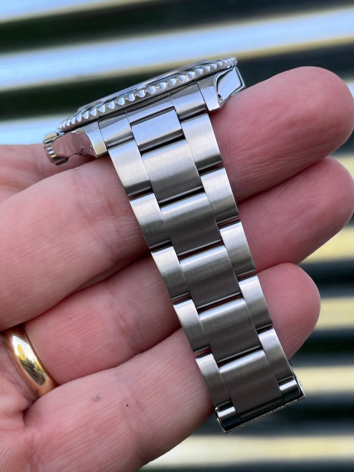 Rolex Submariner No Date 40mm Ref.14060M Box & Papers