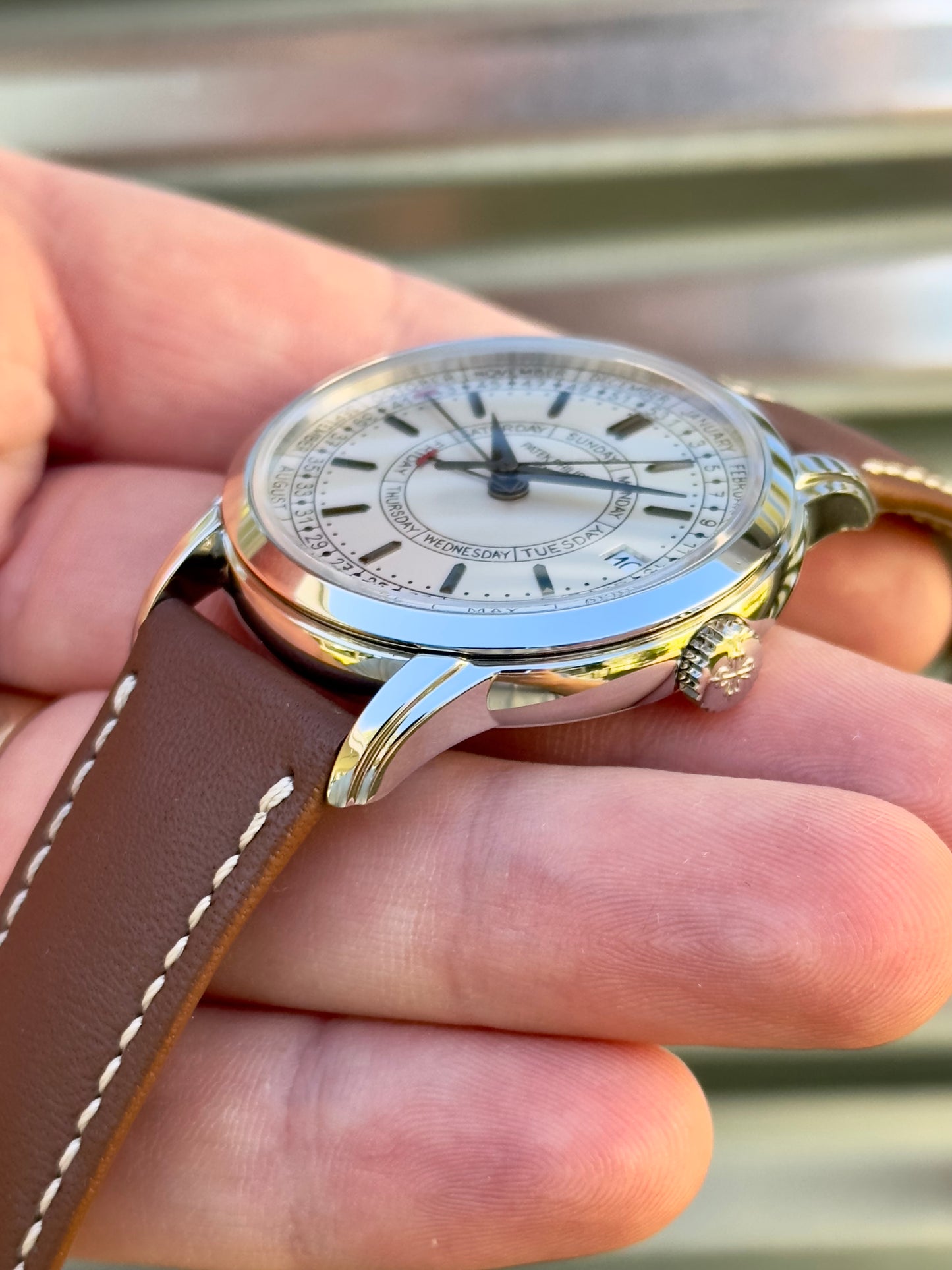 Patek Philippe Calatrava Ref.5212 Box & Papers