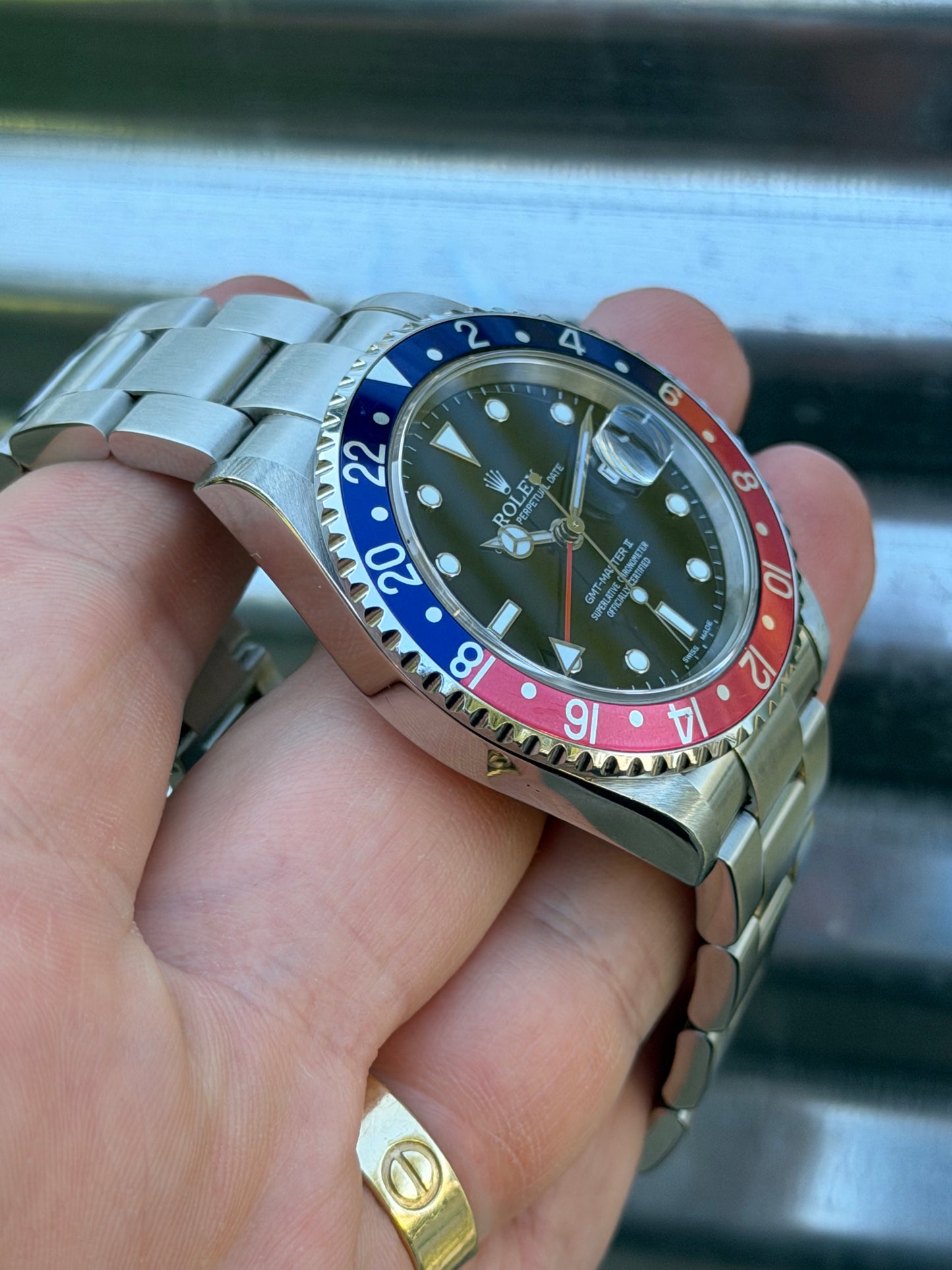 Rolex GMT Master II Pepsi 40mm Ref.16710 Box & Papers