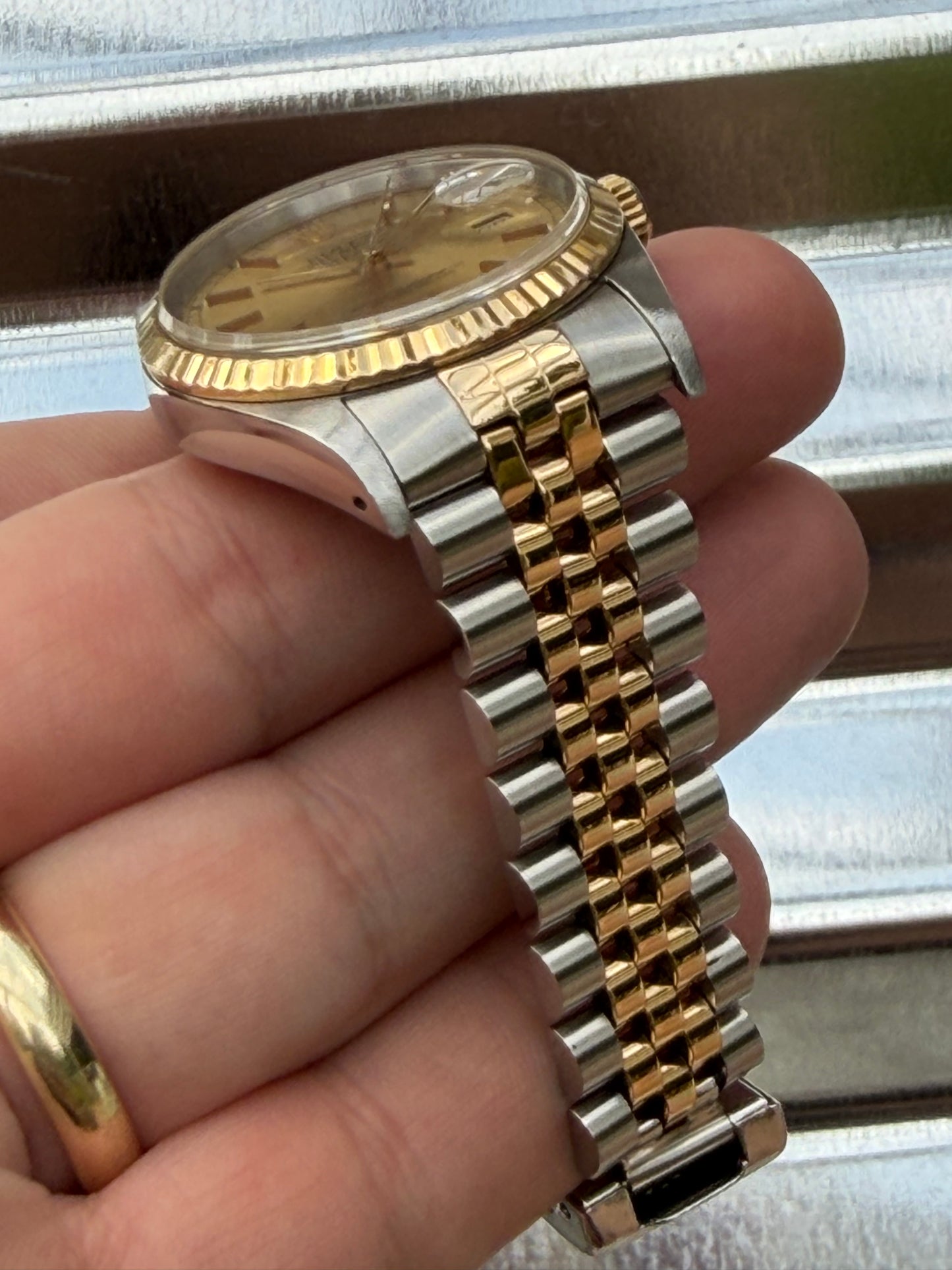 Rolex Datejust “Champagne Dial 36mm Ref.16233 Box & Papers