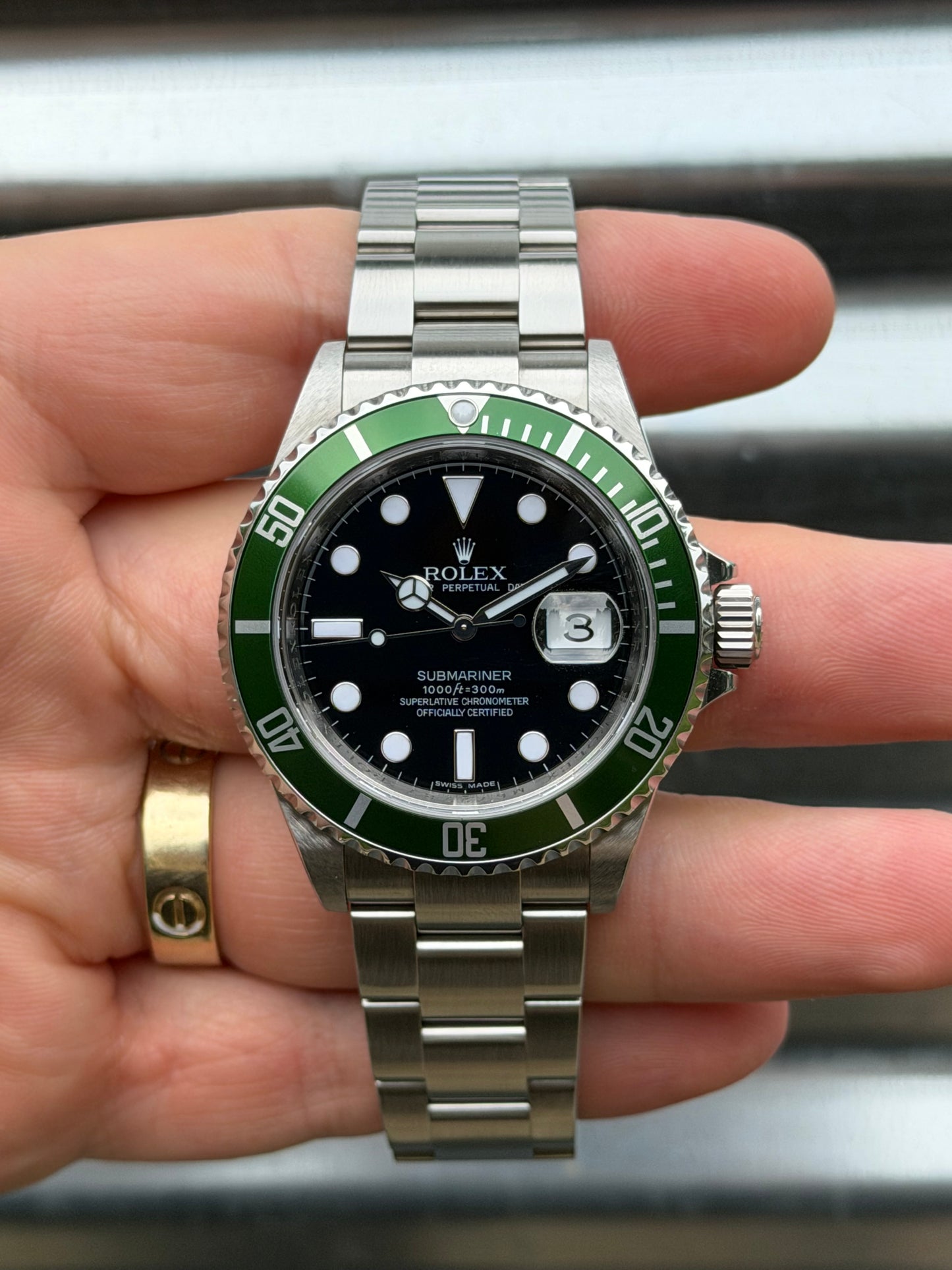 Rolex Submariner Date “Kermit” 40mm Ref.16610LV Box & Papers