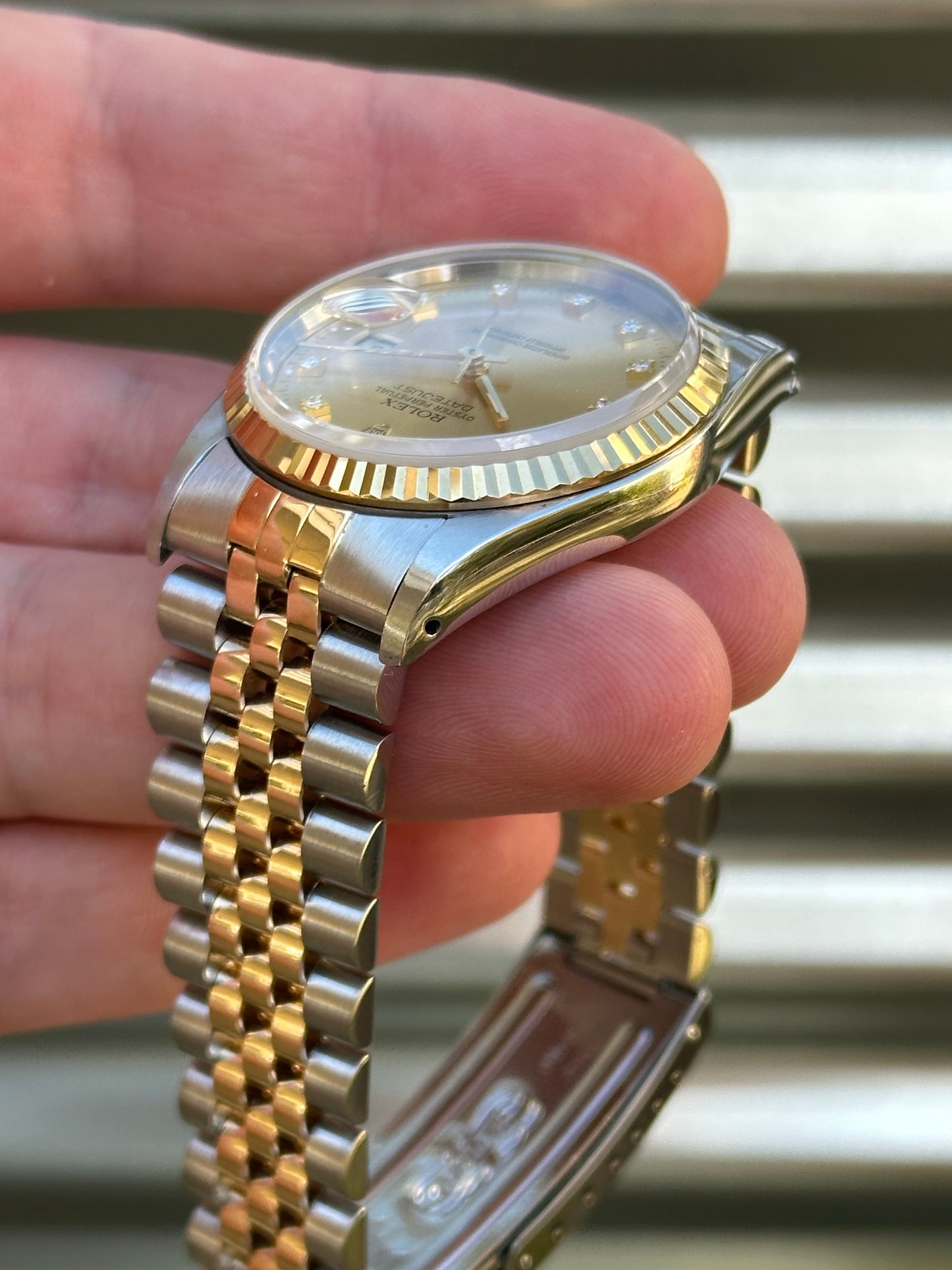 Rolex Datejust 36mm Ref.16233 “Champagne Diamond Dial” Box & Papers