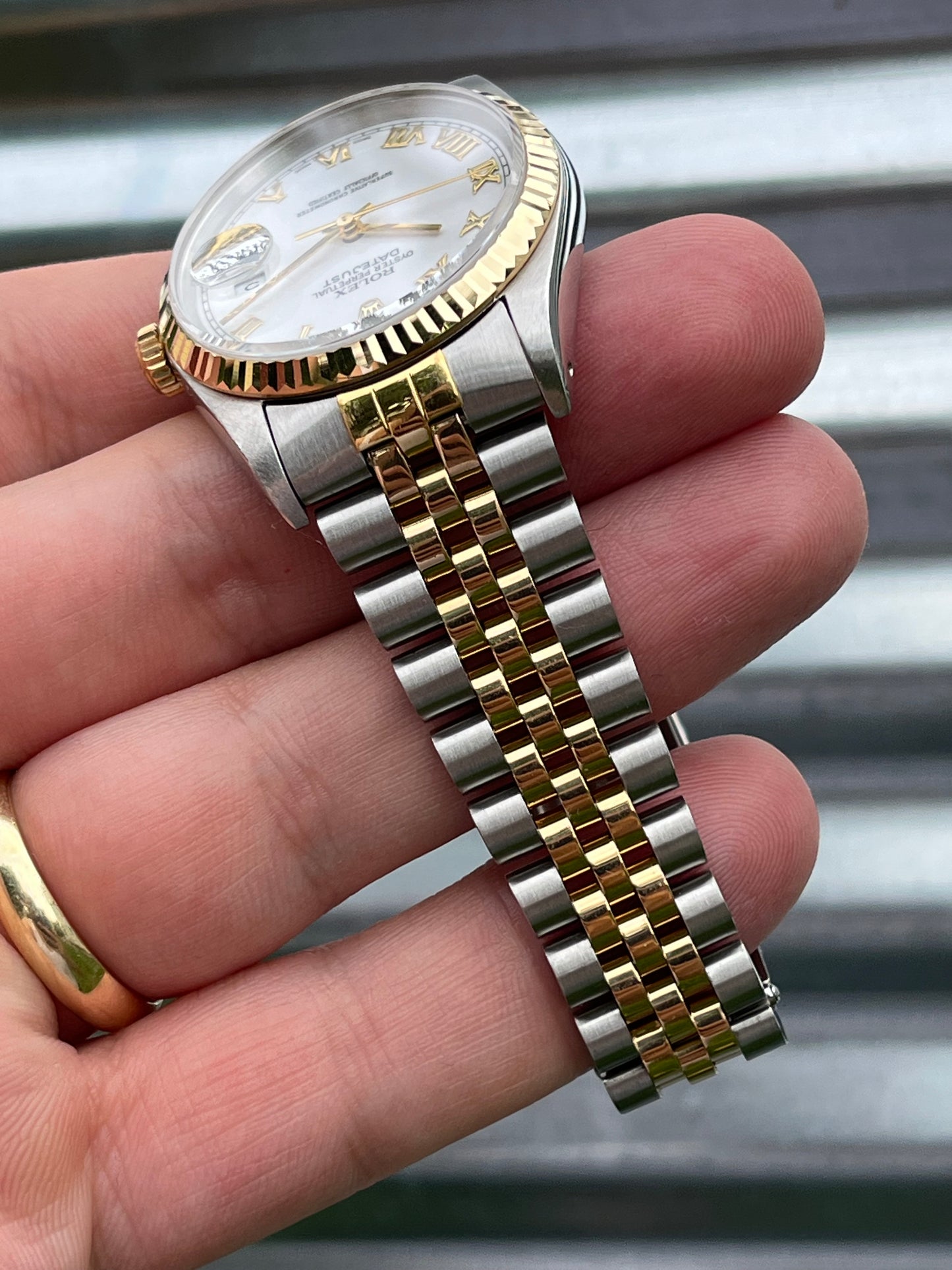 Rolex Datejust 36mm Ref.16233 Box & Papers White Roman Dial