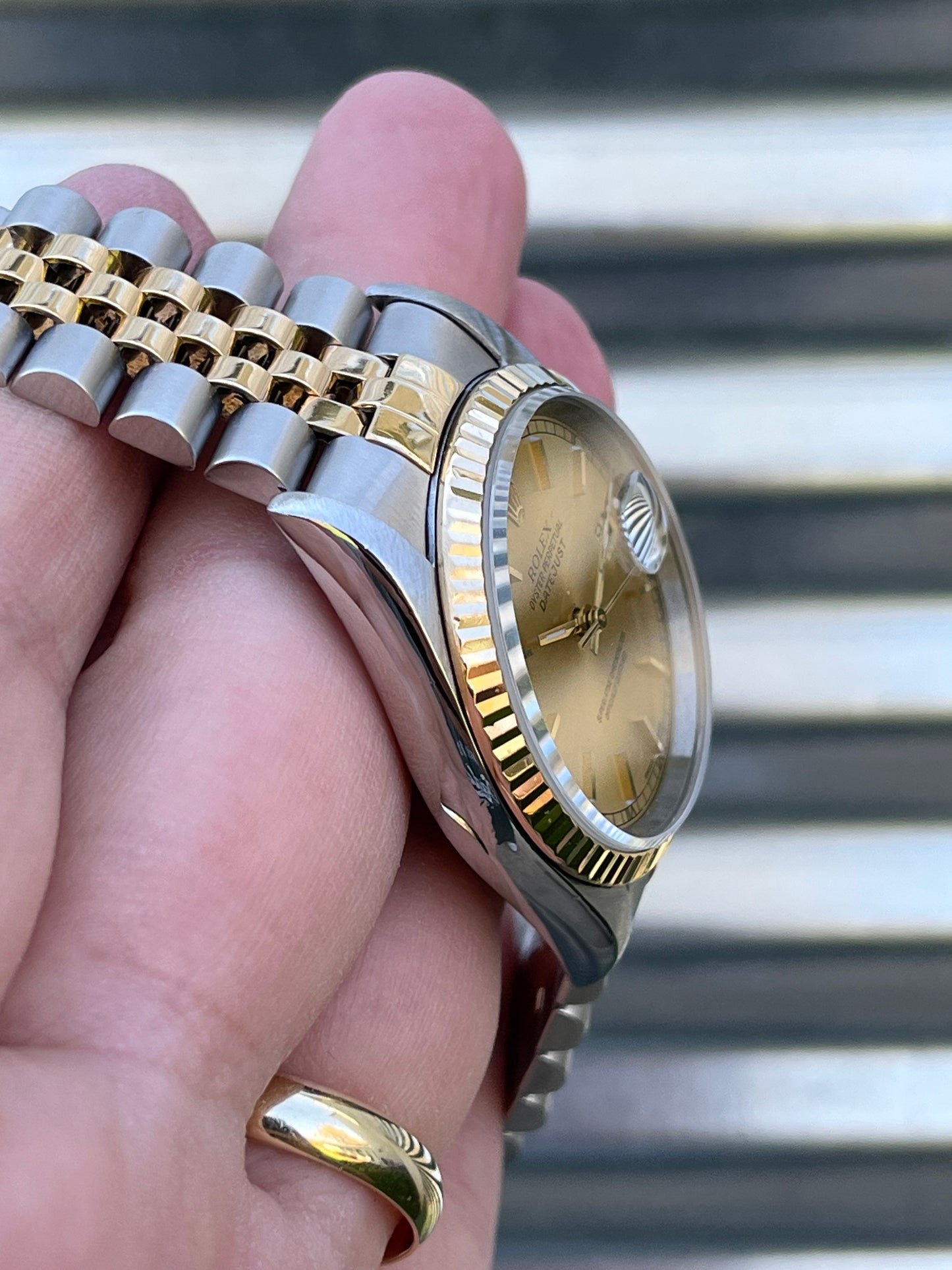 Rolex Datejust 36mm Champagne Dial w/Roman Numeral Track Ref.16233 Box & Papers