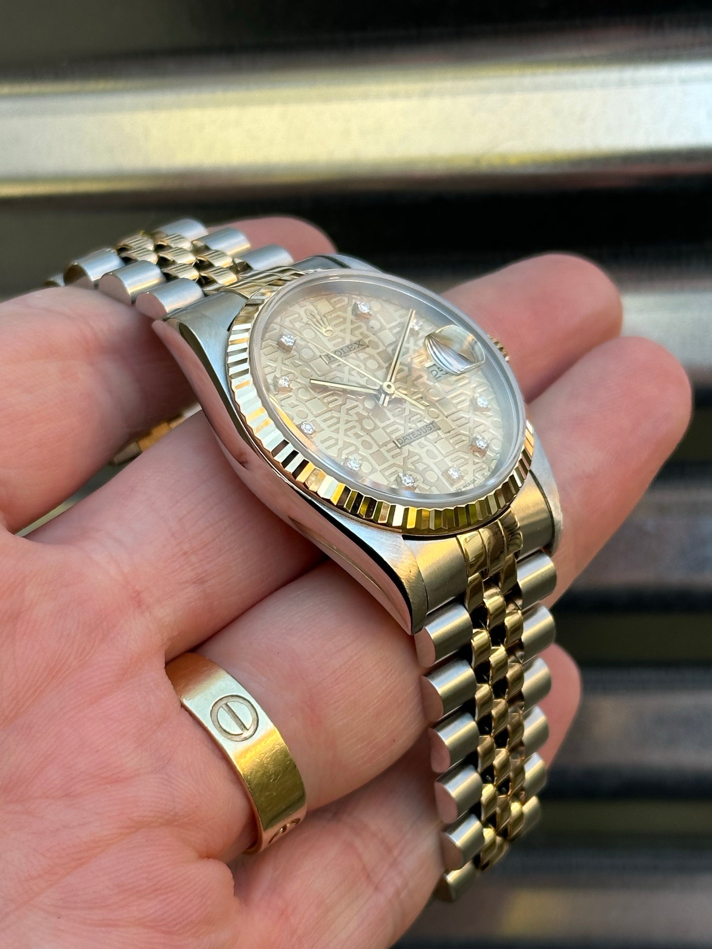 Rolex Datejust 36mm Ref.16233 “Anniversary Diamond Dial” Box & Papers