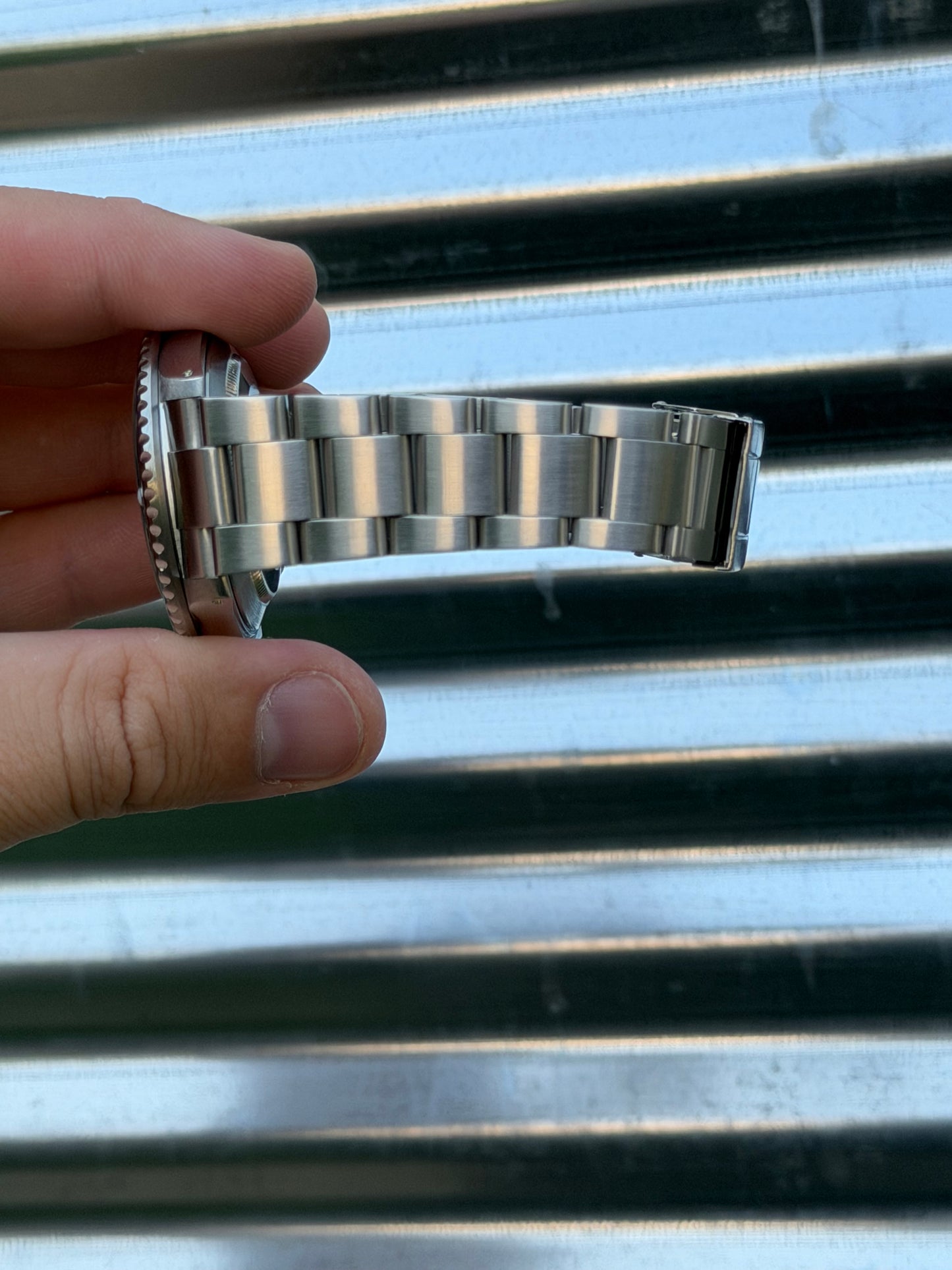 Rolex Submariner Date 40mm Ref.16610 Box & Papers