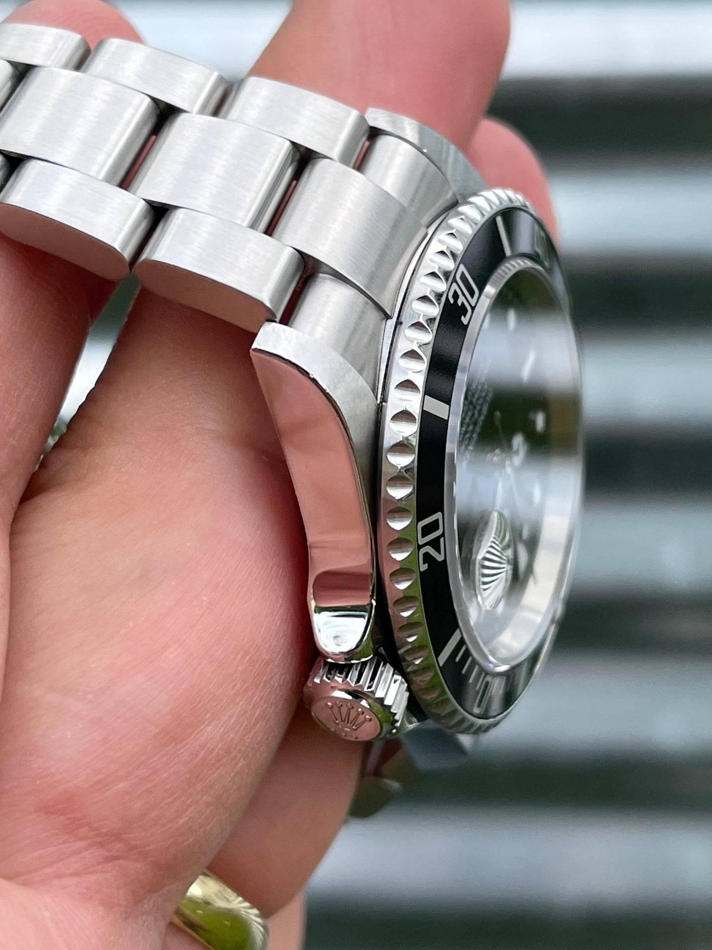 Rolex Submariner Date 40mm Ref.16610 Box & Papers