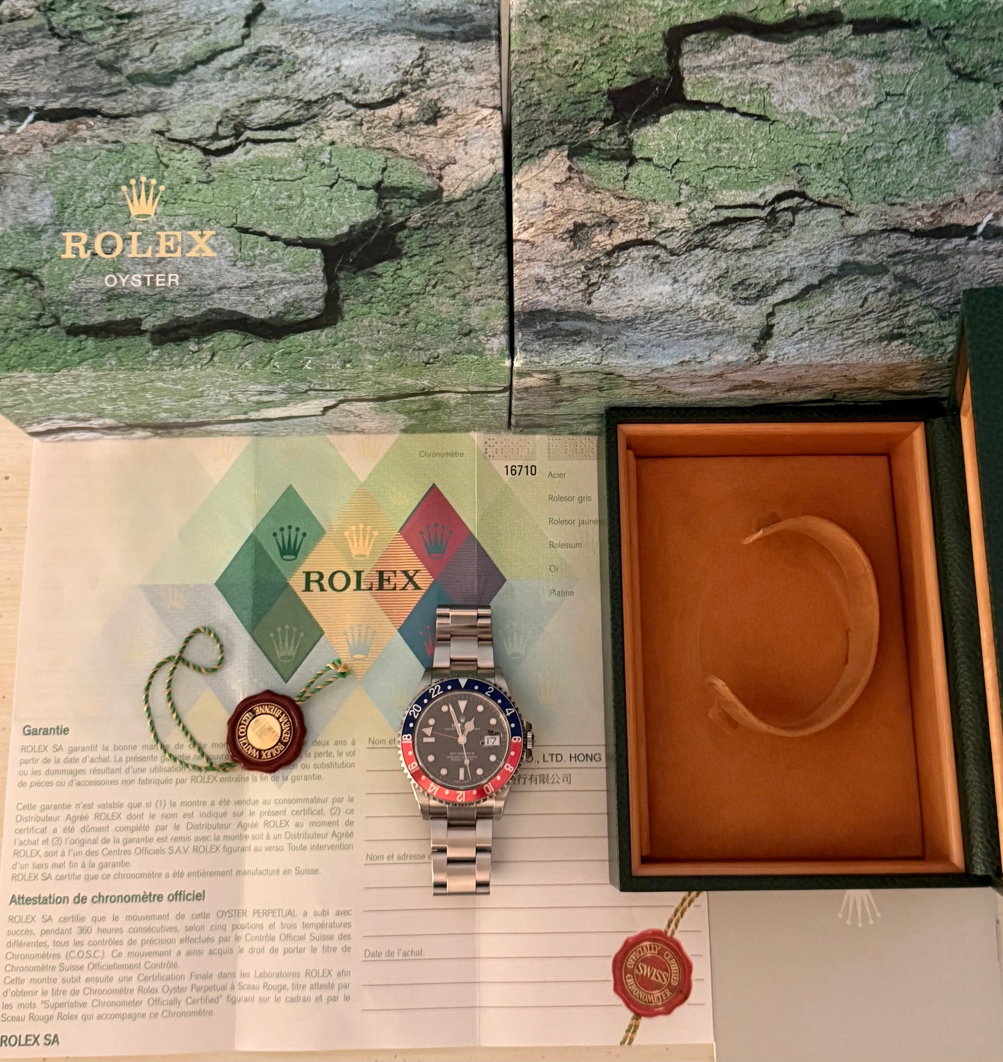 Rolex GMT Master II Pepsi 40mm Ref.16710 Box & Papers