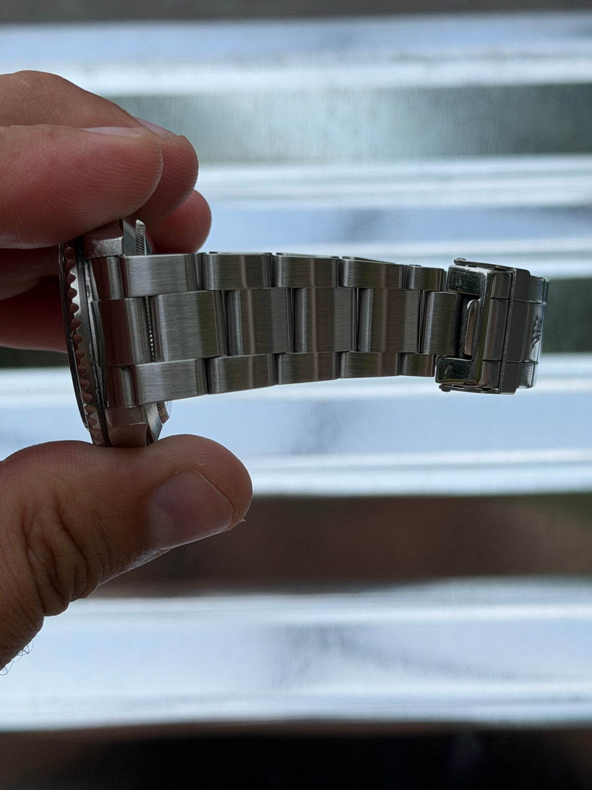 Rolex Submariner Date 40mm Ref.16610 Box & Papers Engraved Rehaut