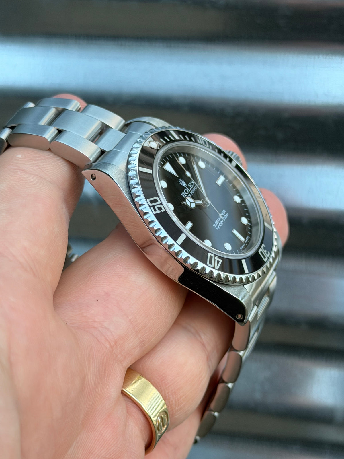 Rolex Submariner No Date 40mm Ref.14060M Box & Papers