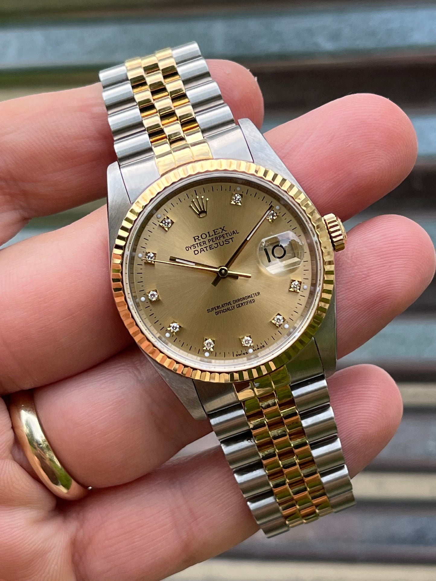 Rolex Datejust “Champagne Diamond Dial” 36mm Ref.16233 Box & Papers