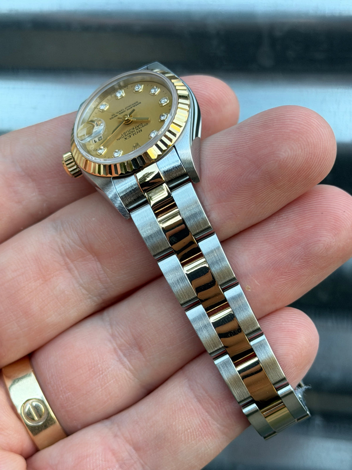 Rolex Ladies Datejust “Champagne Diamond Dial” 26mm Ref.69173 Box & Papers