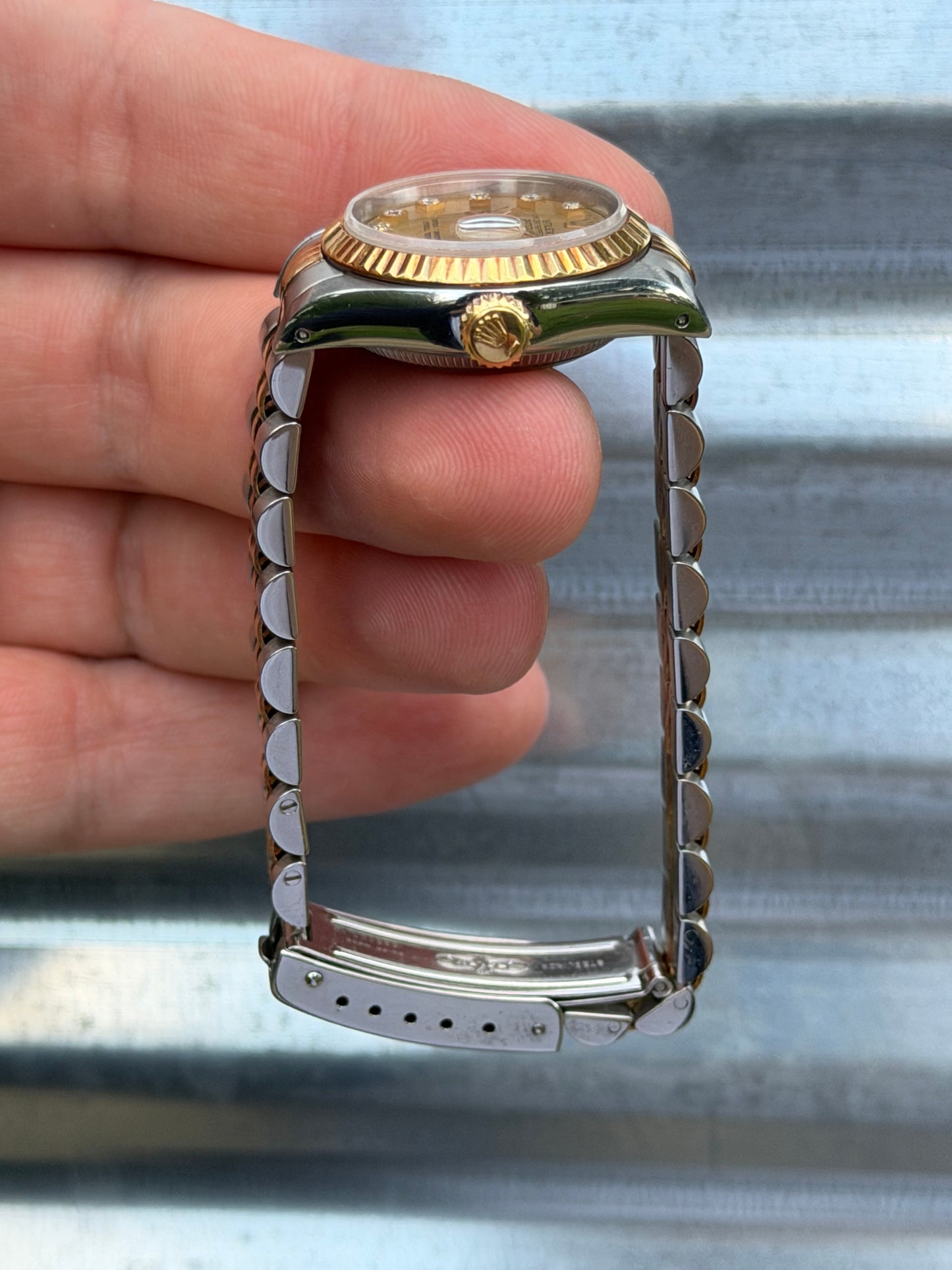 Rolex Ladies Datejust 26mm Ref.69173 Box & Papers “Champagne Diamond Dial”