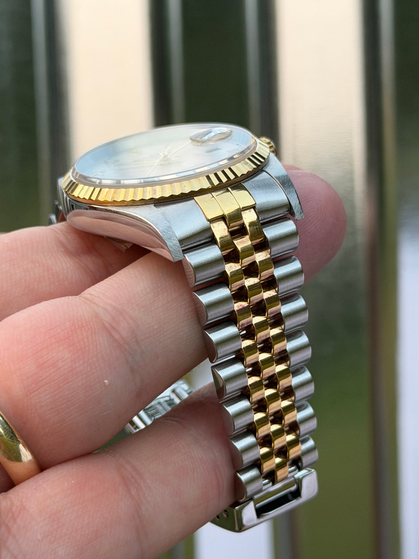 Rolex Datejust “Pyramid Dial” 36mm Ref.16233 Box & Papers