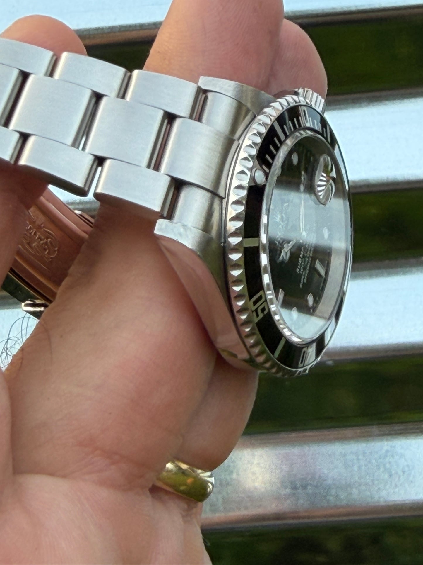 Rolex Submariner Date 40mm Ref.16610 Box & Papers