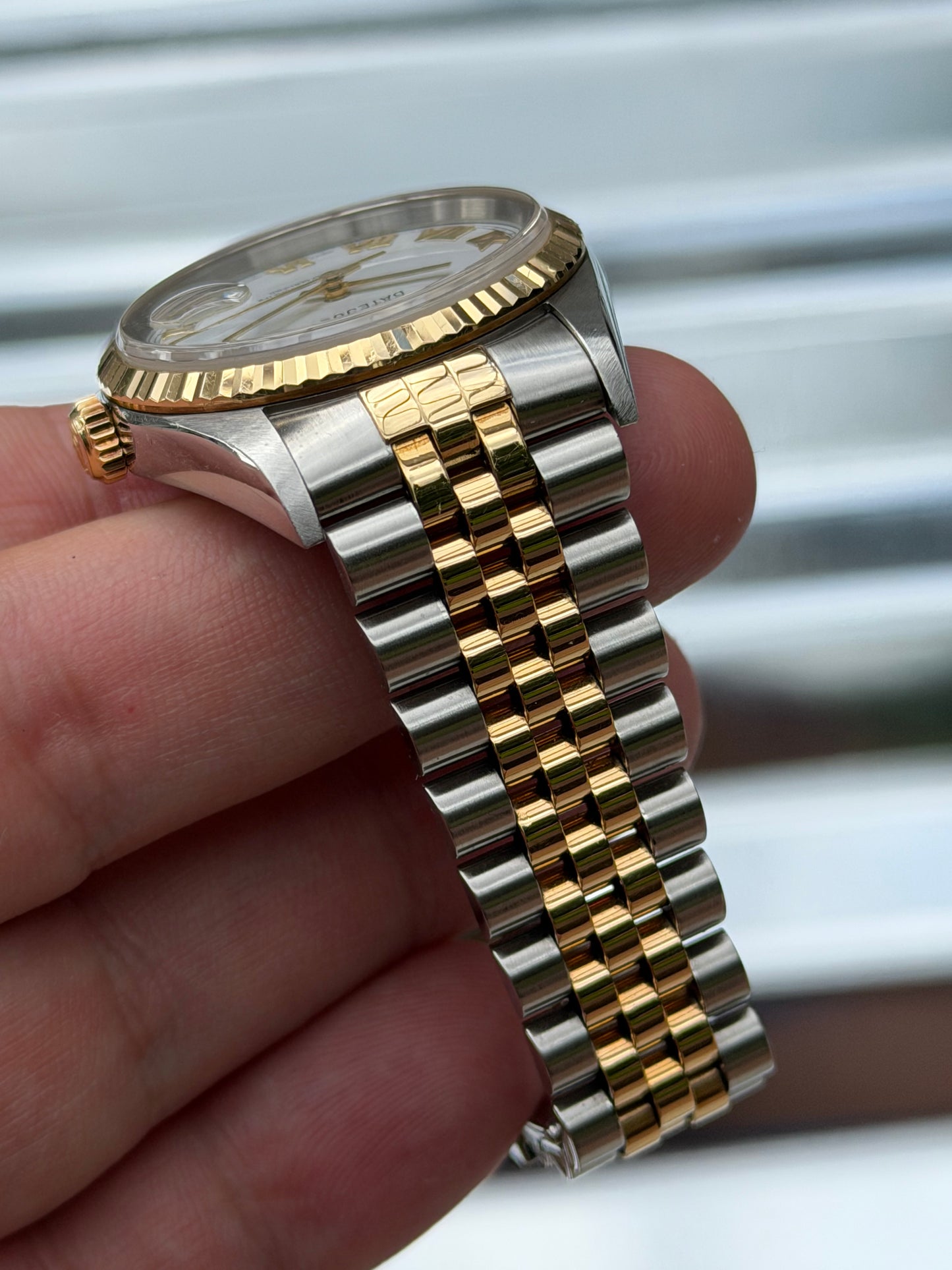 Rolex Datejust “White Roman Numeral Dial” 36mm Ref.16233 Box & Papers