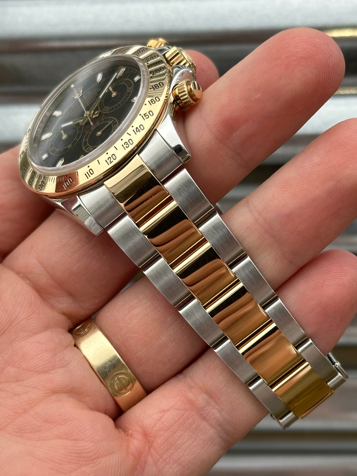 Rolex Daytona 40mm Ref.116523 Box & Papers