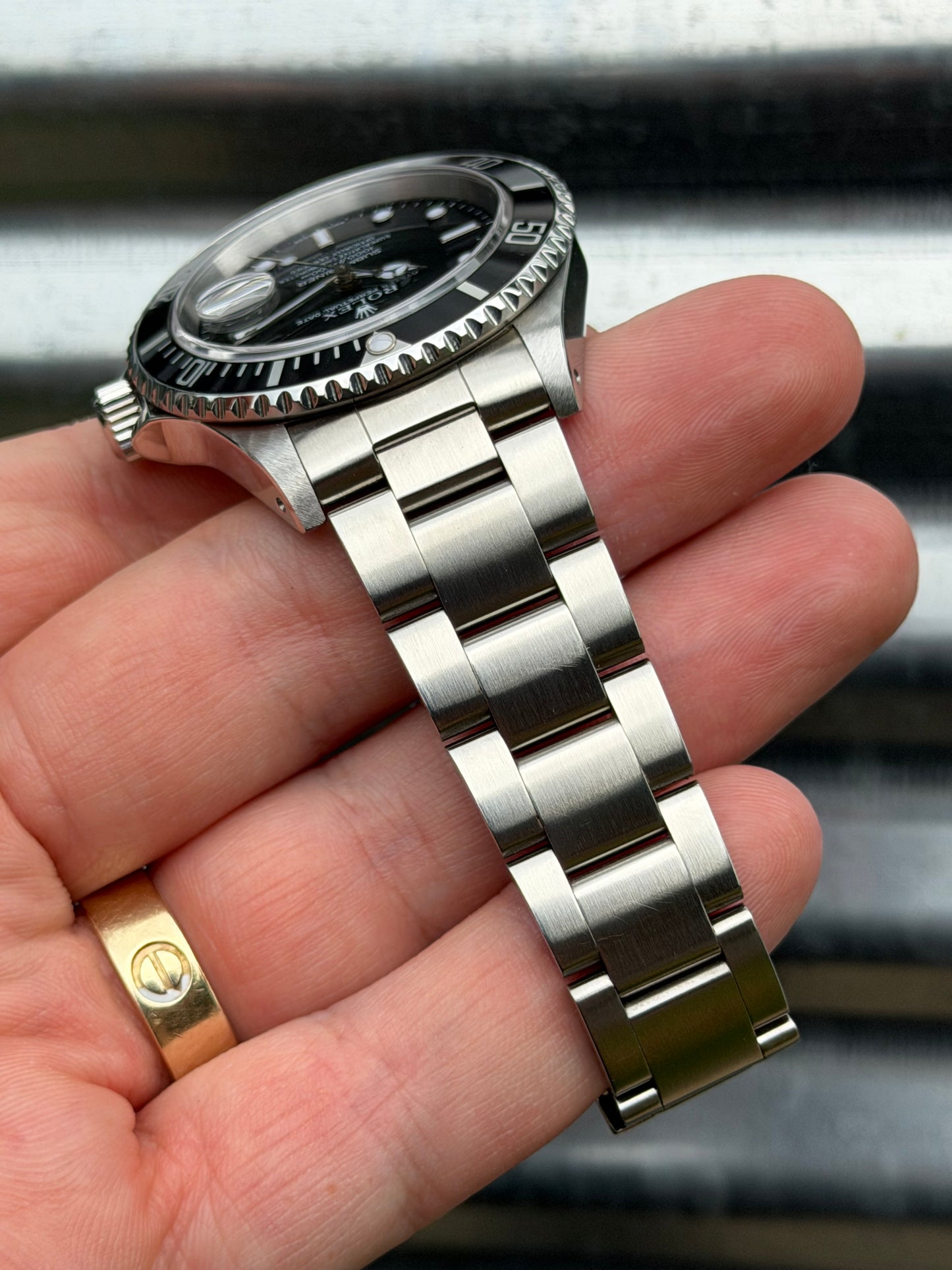 Rolex Submariner Date 40mm Ref.16610 Box & Papers