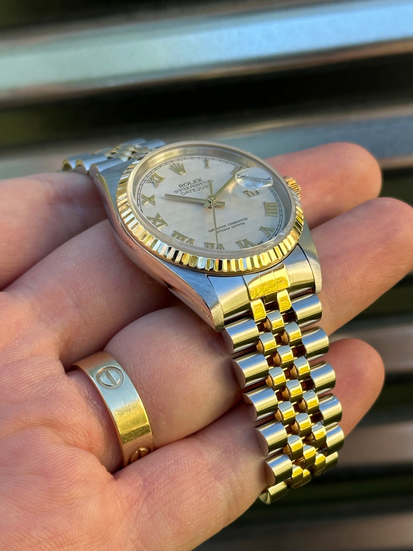 Rolex Datejust “Pyramid Dial” 36mm Ref.16233 Box & Papers