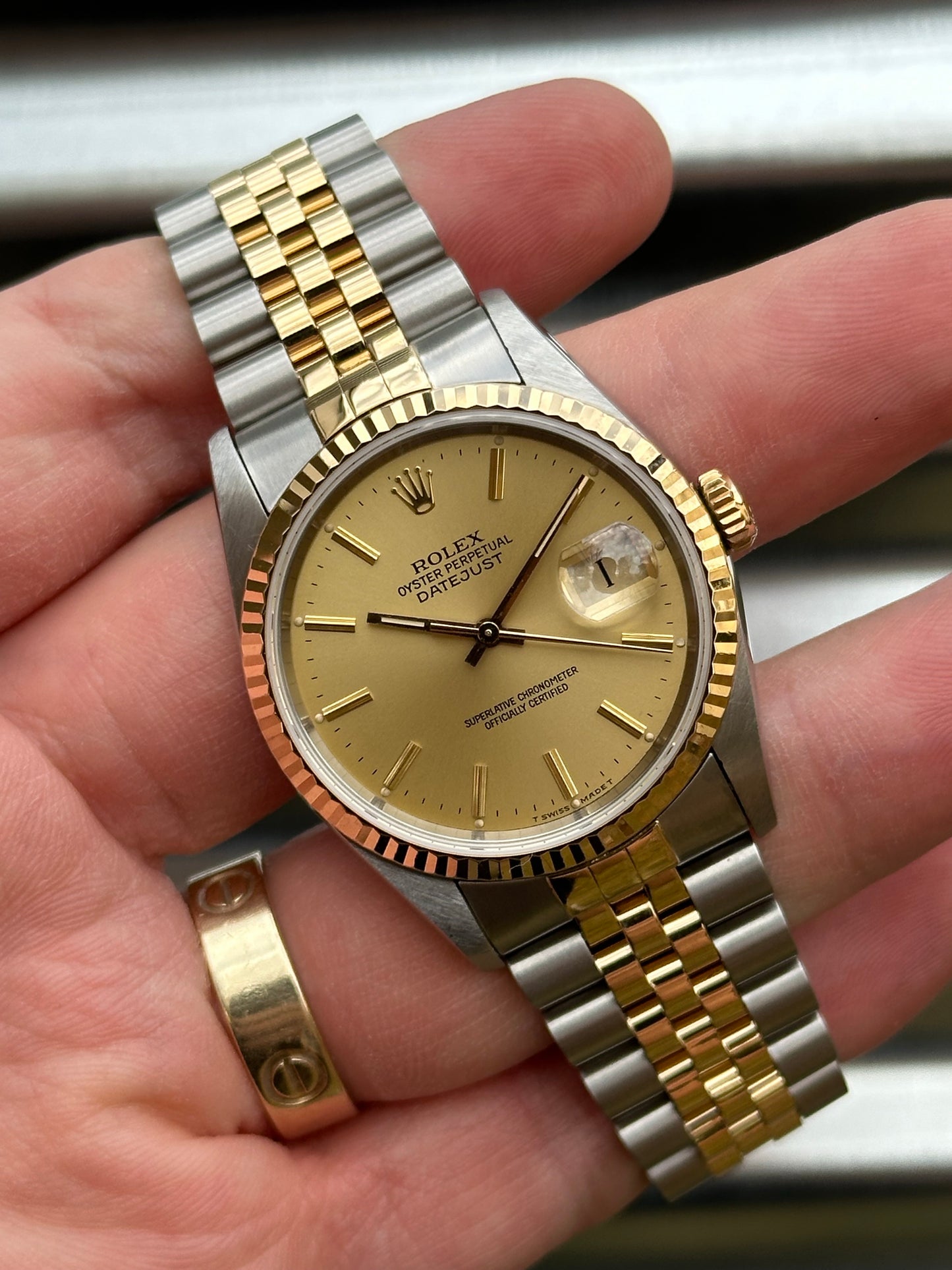 Rolex Datejust 36mm Ref.16233 “Champagne Dial” Box & Papers