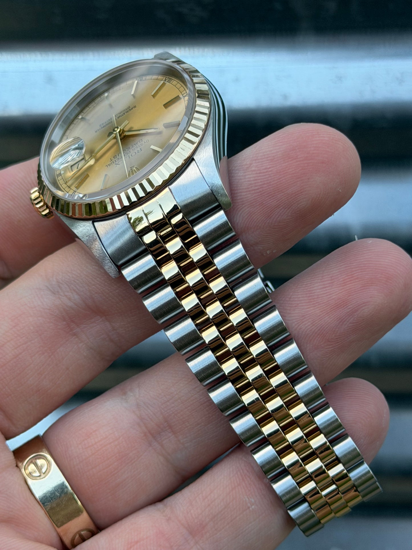 Rolex Datejust “Champagne Dial” 36mm Ref.16233 Box & Papers