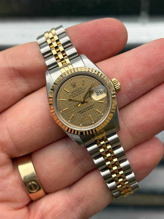 Rolex Ladies Datejust “Houndstooth Dial” 26mm Ref.16233 Box & Papers