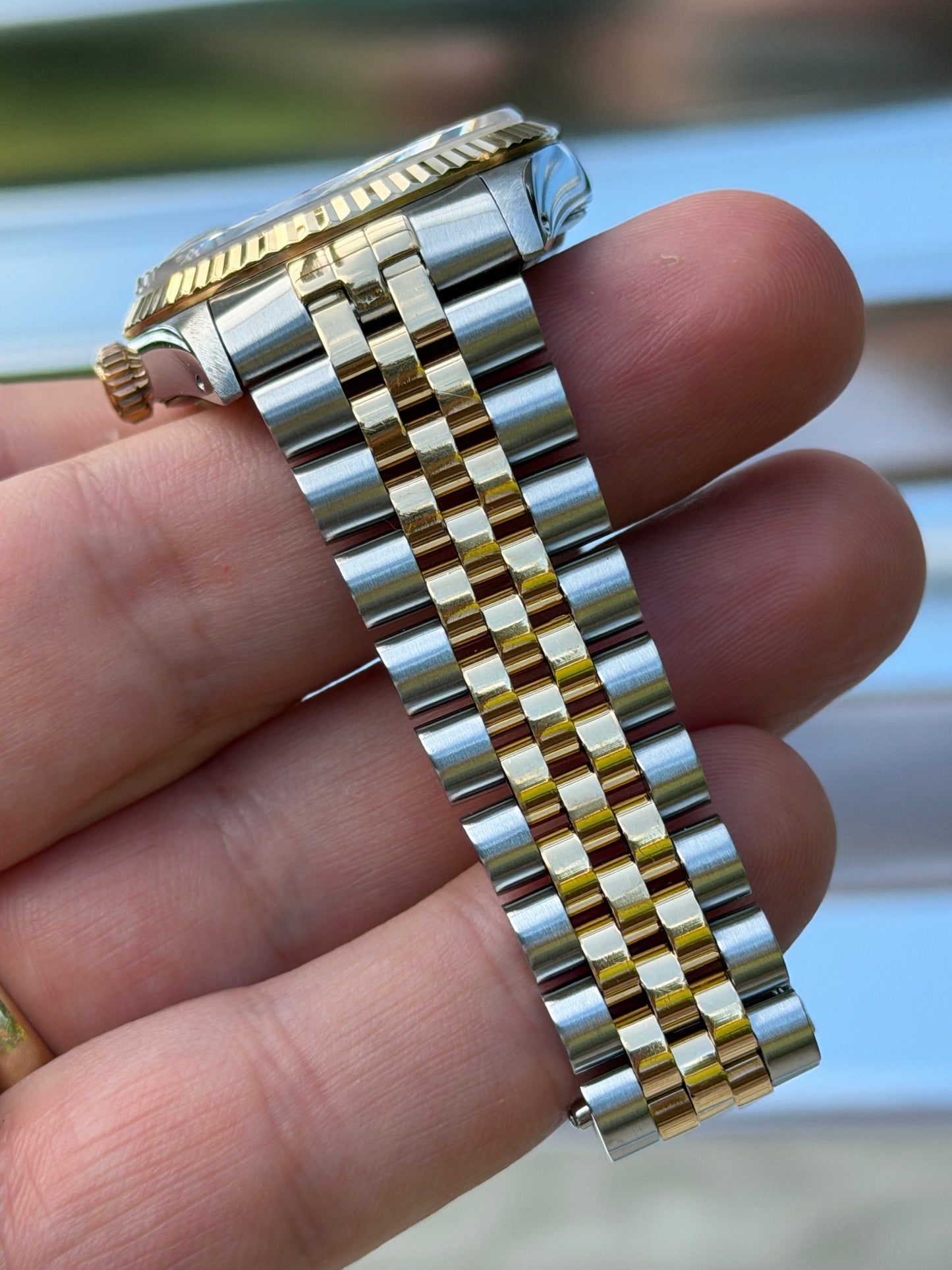 Rolex Datejust 36mm Ref.16233 “Champagne Dial” Box & Papers