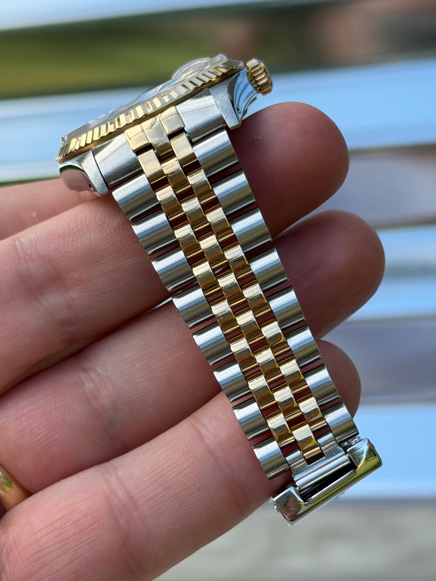 Rolex Datejust 36mm Ref.16233 “Champagne Dial” Box & Papers